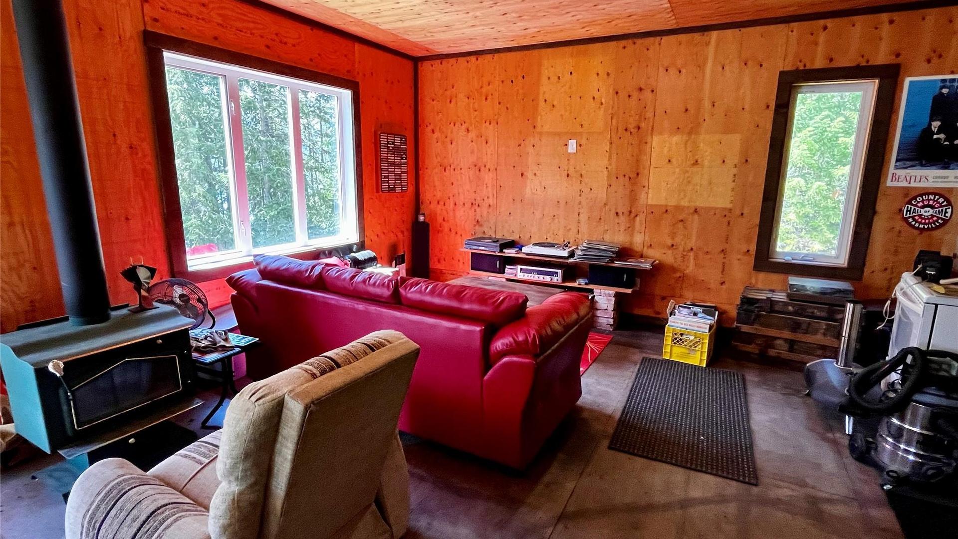 









620


APPLEGROVE

Road,
Fauquier,




BC
V0G 1K0

