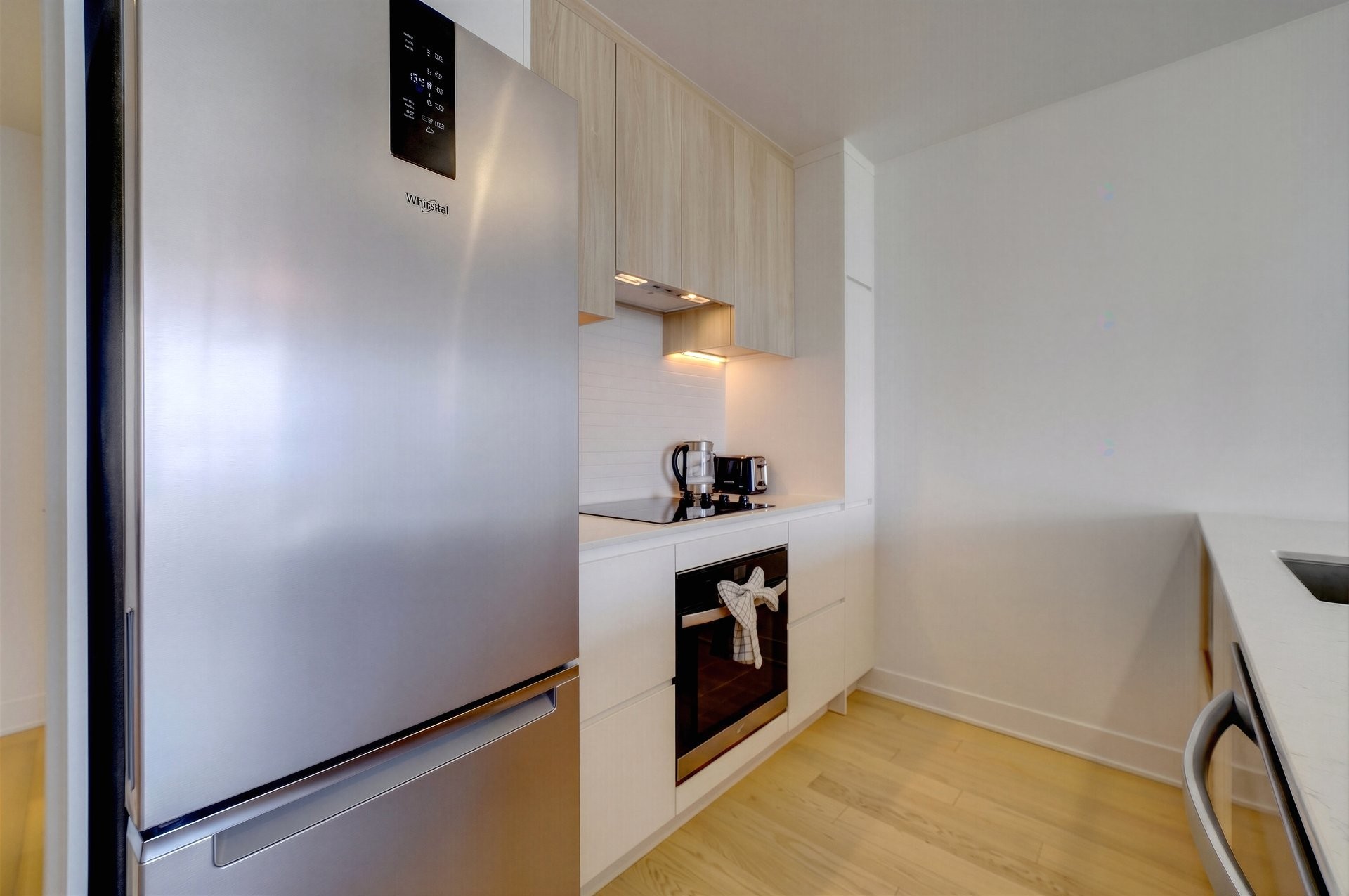 









200


Rue Marie-Charles-Le Moyne

, 1421,
Longueuil (Le Vieux-Longueuil),




QC
J4K8C2

