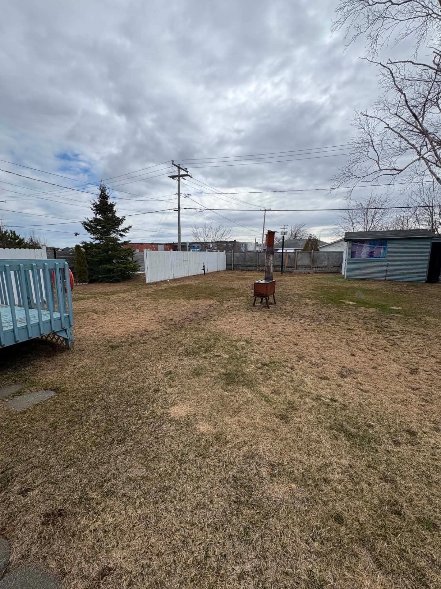 









563


Av. Iberville

,
Sept-Îles,




QC
G4R2E3

