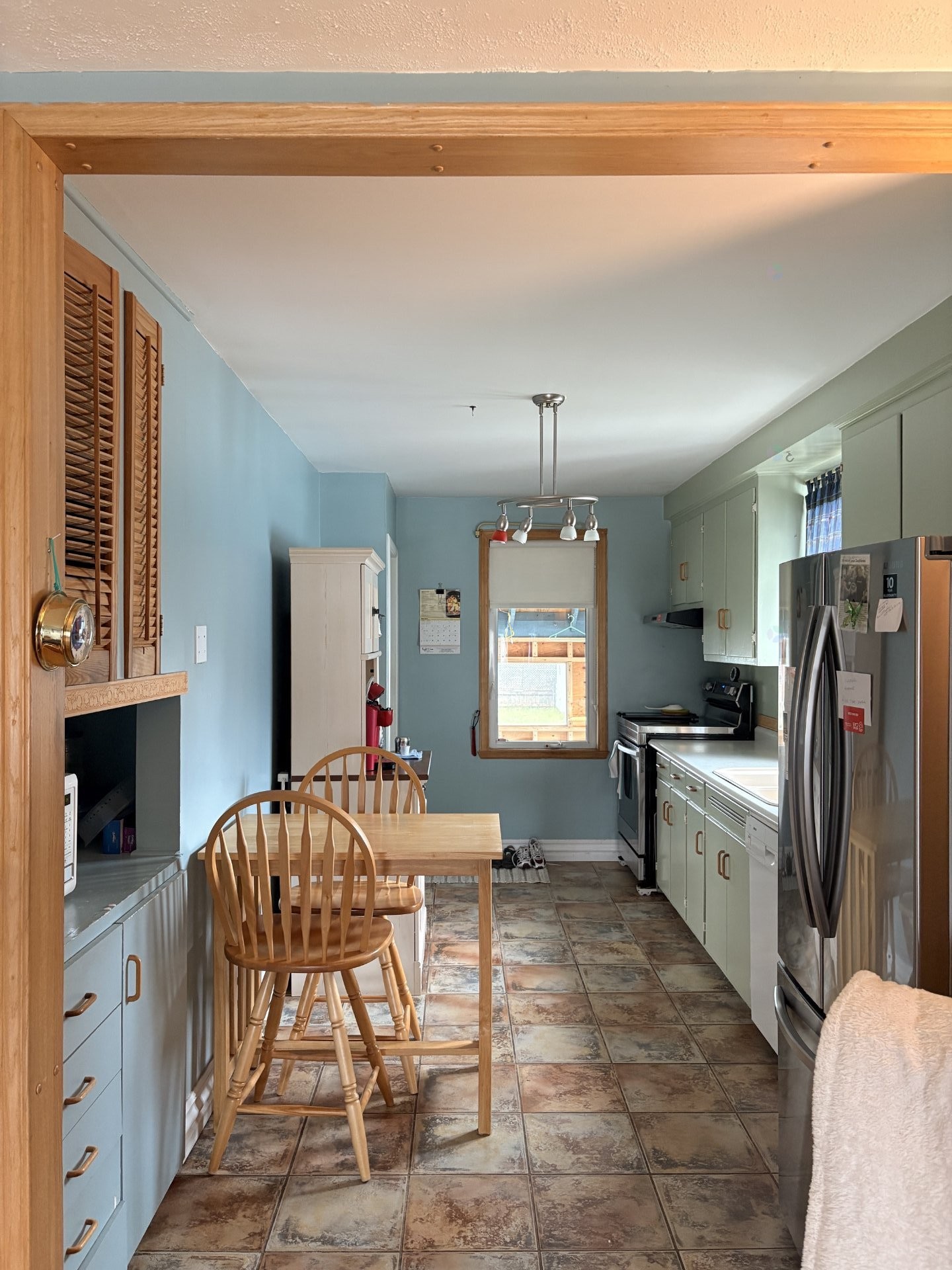 









563


Av. Iberville

,
Sept-Îles,




QC
G4R2E3

