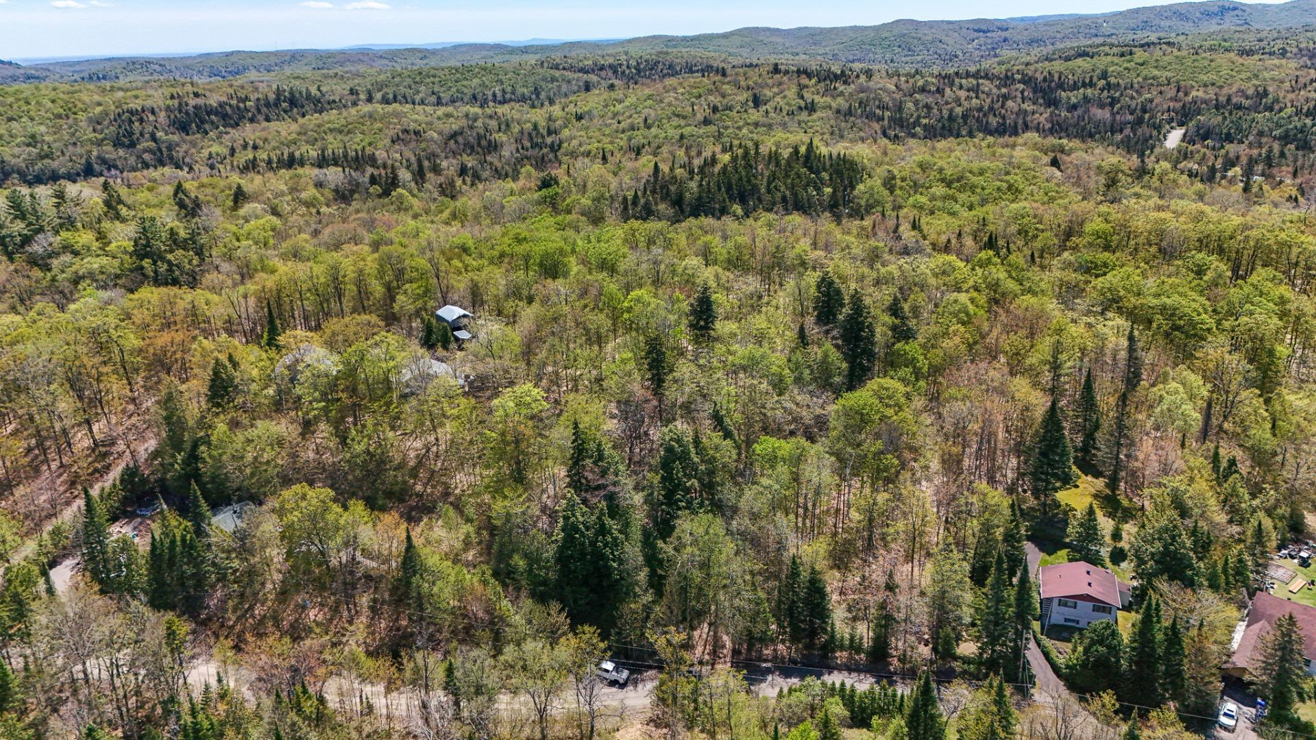 












520e Avenue

,
Saint-Hippolyte,







QC
J8A3J5

