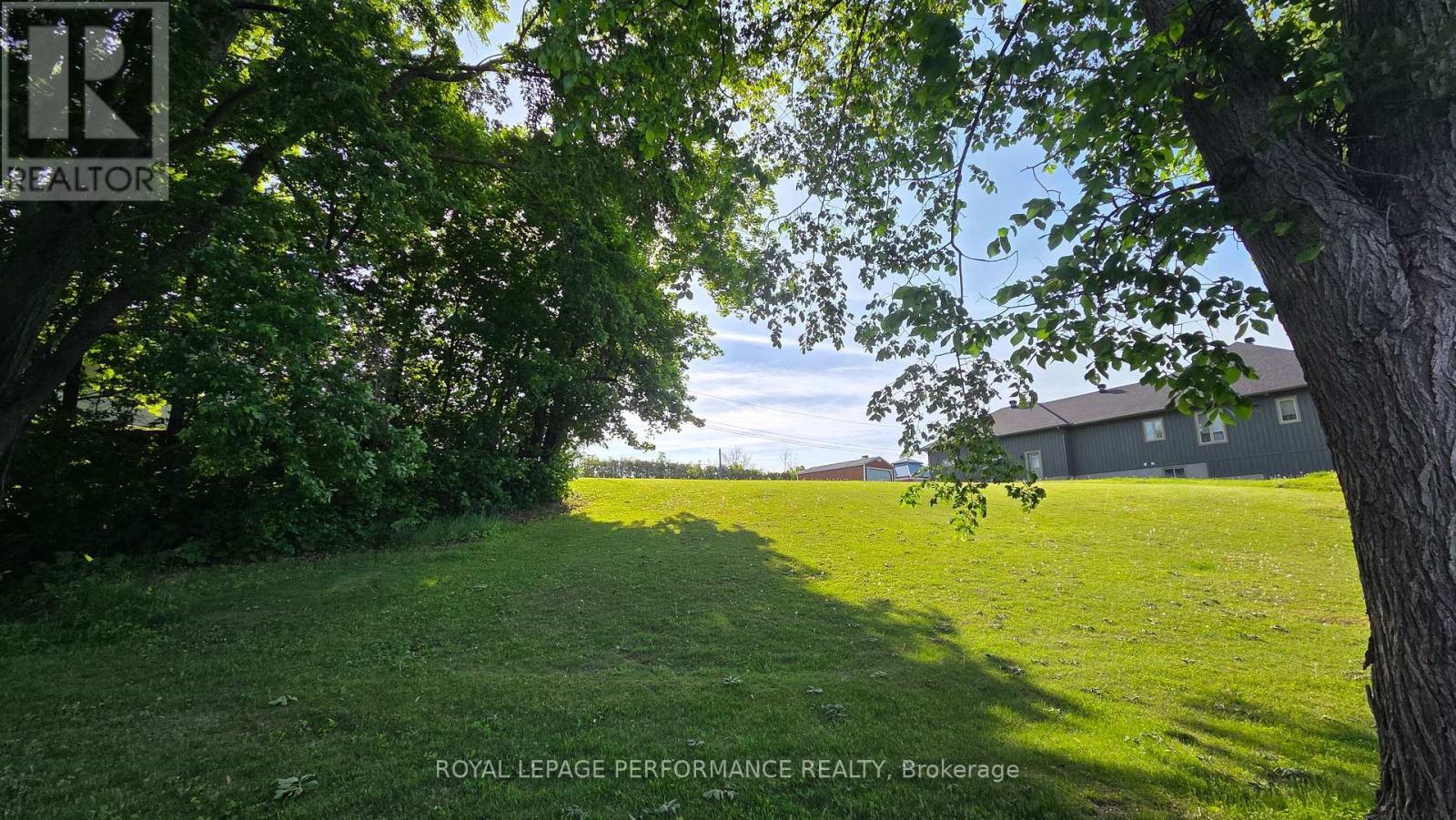 












47 WHARF STREET

,
Champlain,







Ontario
K0B1K0

