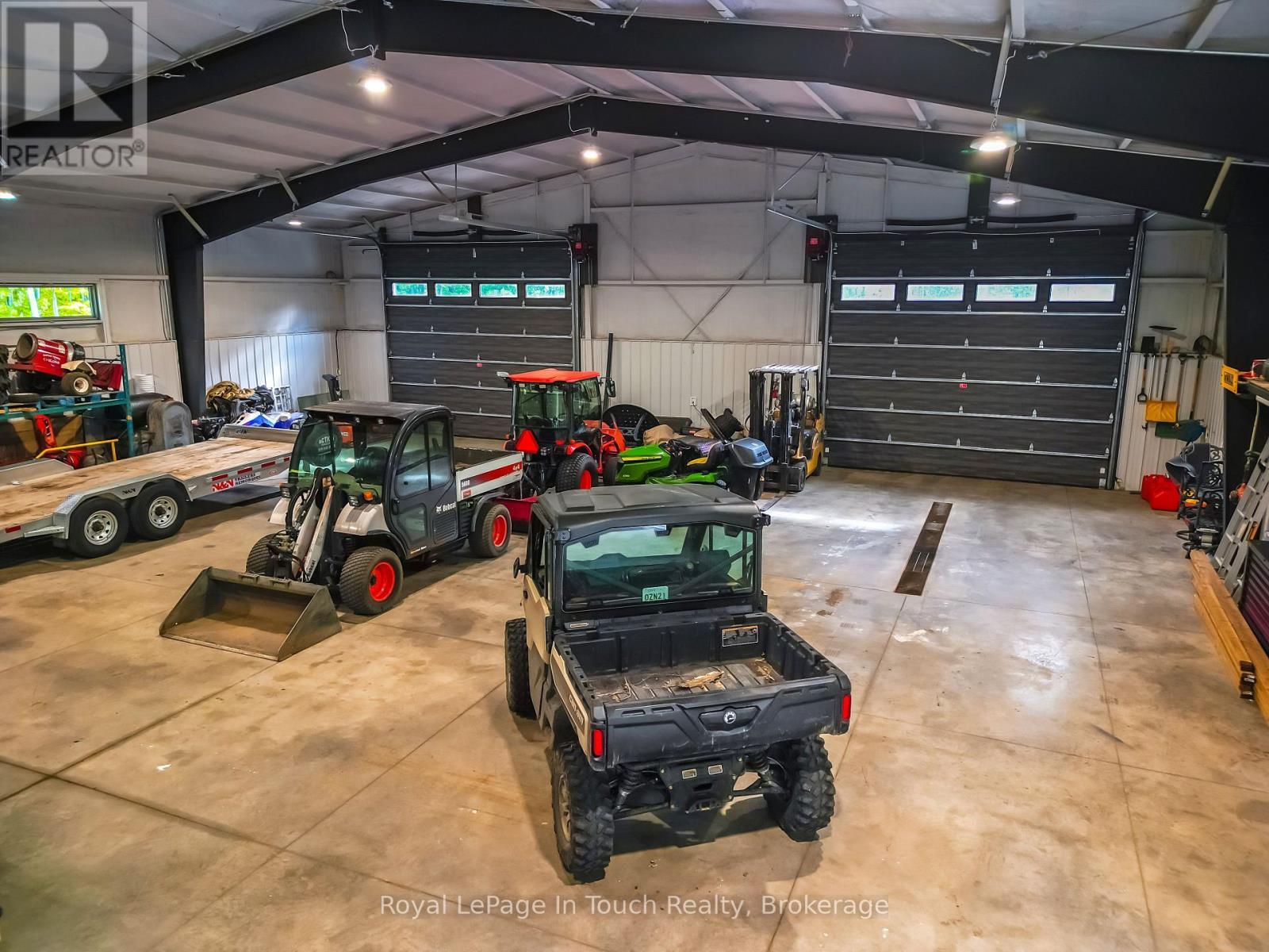 












1388 CEDARPOINT ROAD

,
Tiny,




Ontario
L0L2J0

