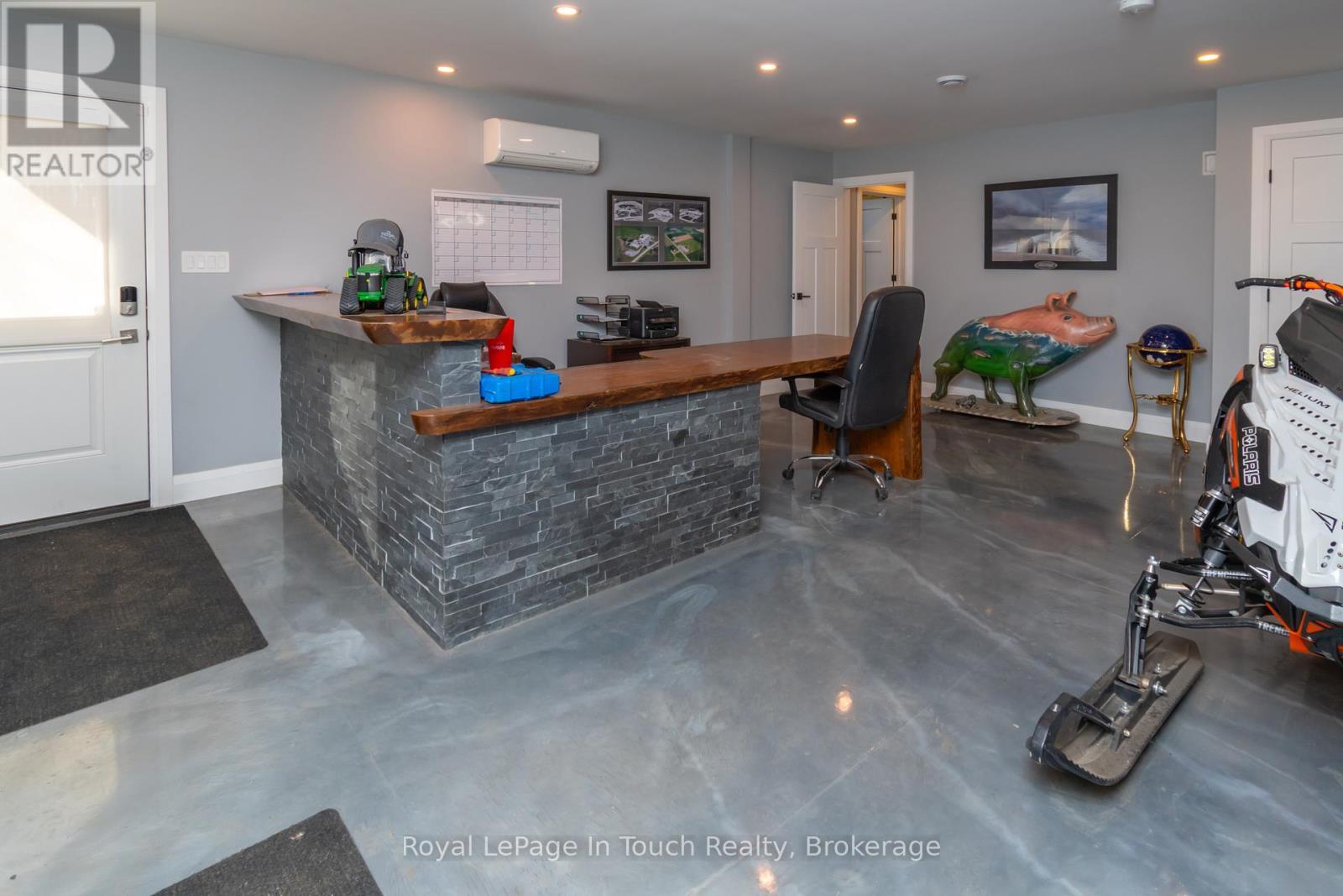 












1388 CEDARPOINT ROAD

,
Tiny,




Ontario
L0L2J0


