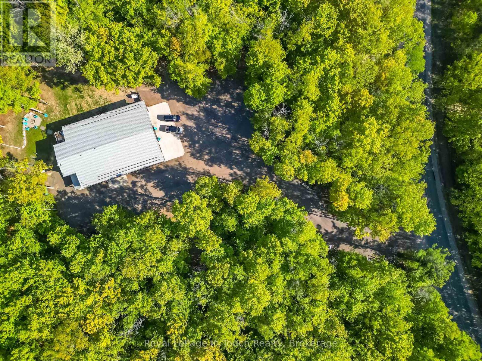 












1388 CEDARPOINT ROAD

,
Tiny,




Ontario
L0L2J0

