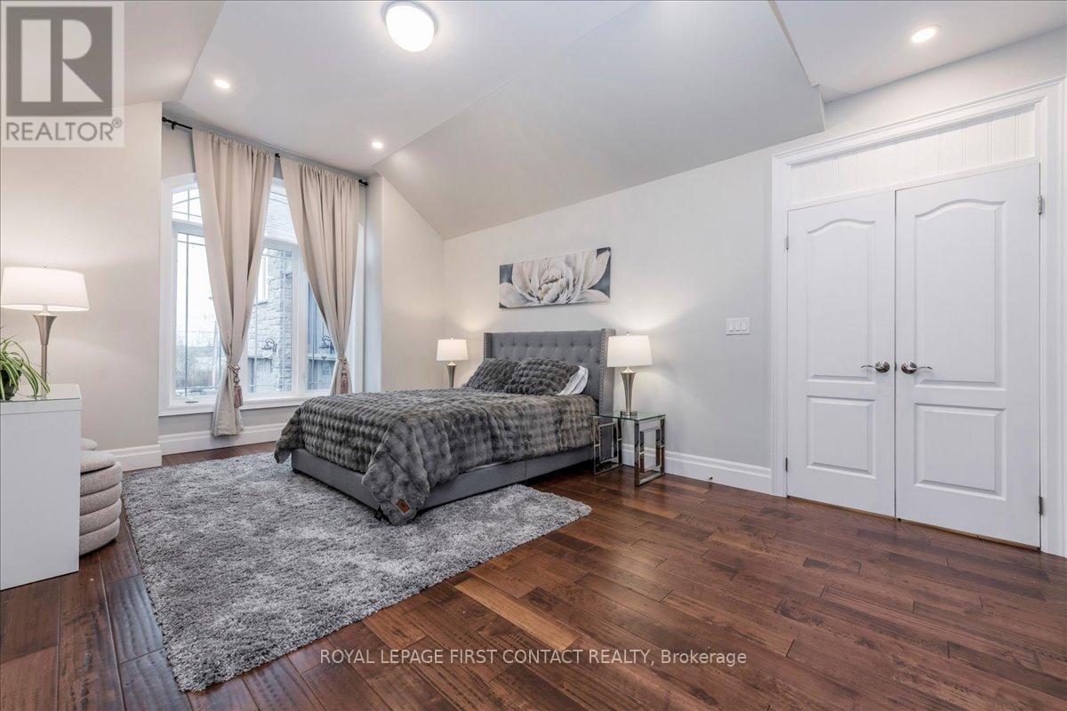 












3500 CRESCENT HARBOUR ROAD

,
Innisfil,




Ontario
L9S2Y8

