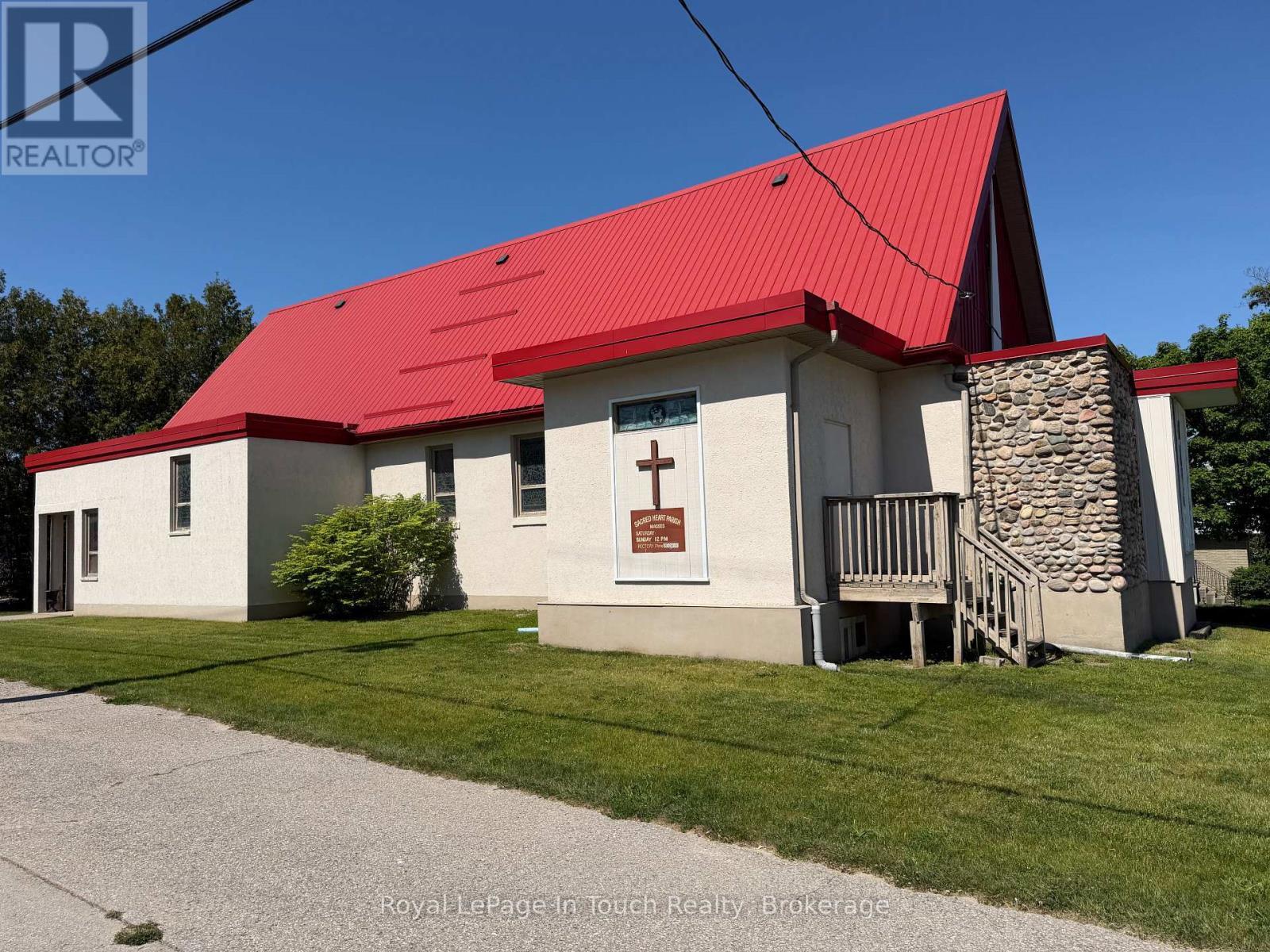 












396 ASSINIBOIA STREET

,
Tay (Port McNicoll),




Ontario
L0K1R0

