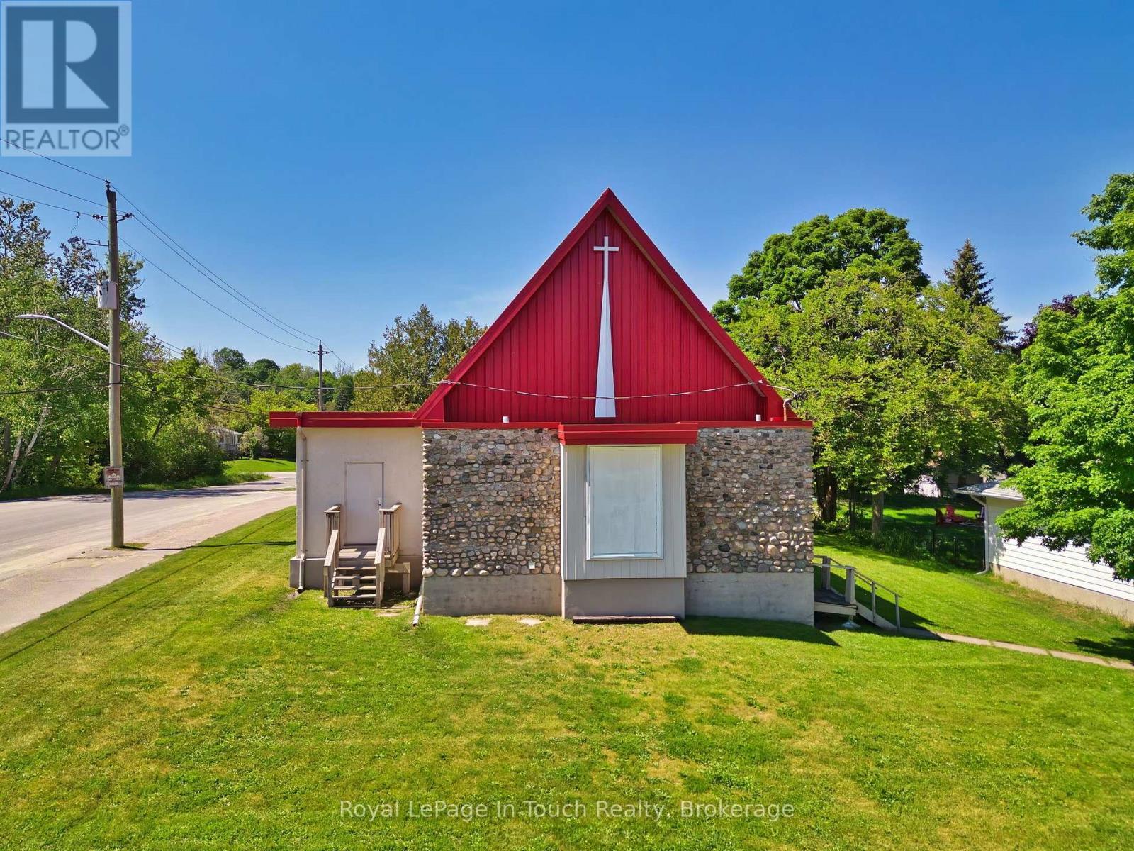 












396 ASSINIBOIA STREET

,
Tay (Port McNicoll),




Ontario
L0K1R0


