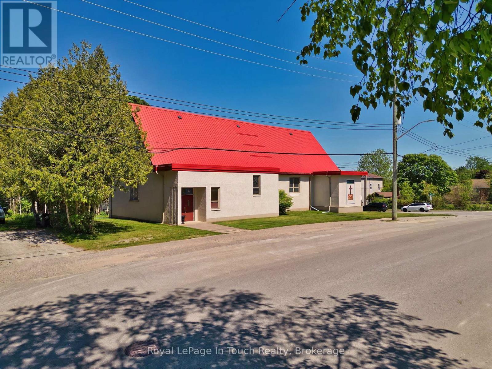 












396 ASSINIBOIA STREET

,
Tay (Port McNicoll),




Ontario
L0K1R0

