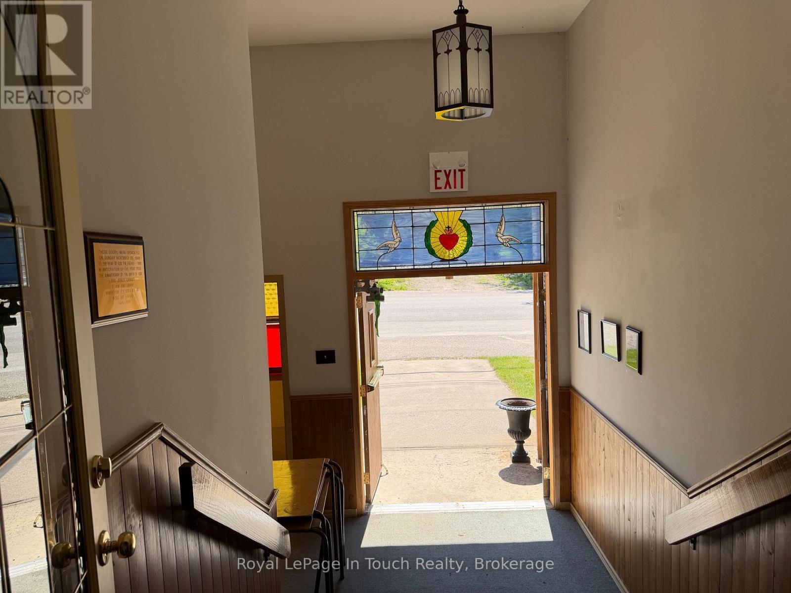 












396 ASSINIBOIA STREET

,
Tay (Port McNicoll),




Ontario
L0K1R0

