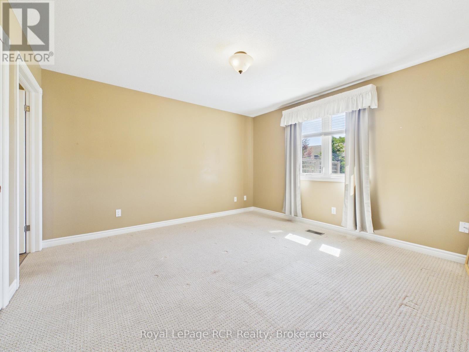 












423 CATHERINE STREET

,
North Huron (Wingham),




Ontario
N0G2W0


