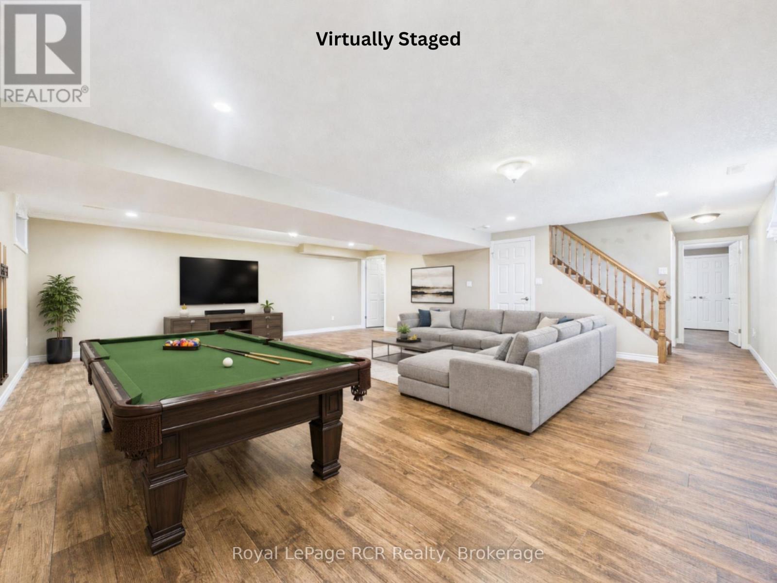 












423 CATHERINE STREET

,
North Huron (Wingham),




Ontario
N0G2W0

