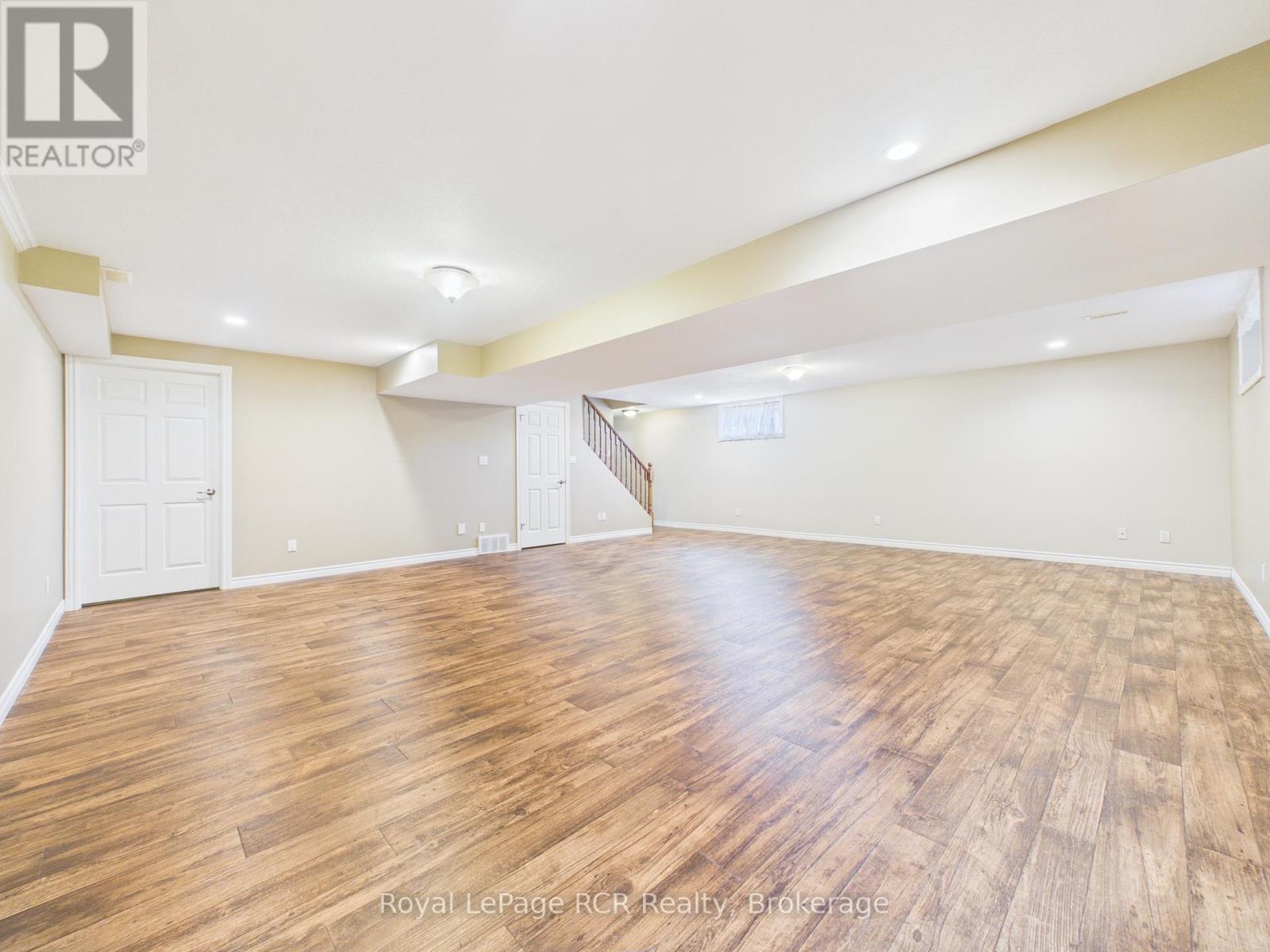 












423 CATHERINE STREET

,
North Huron (Wingham),




Ontario
N0G2W0

