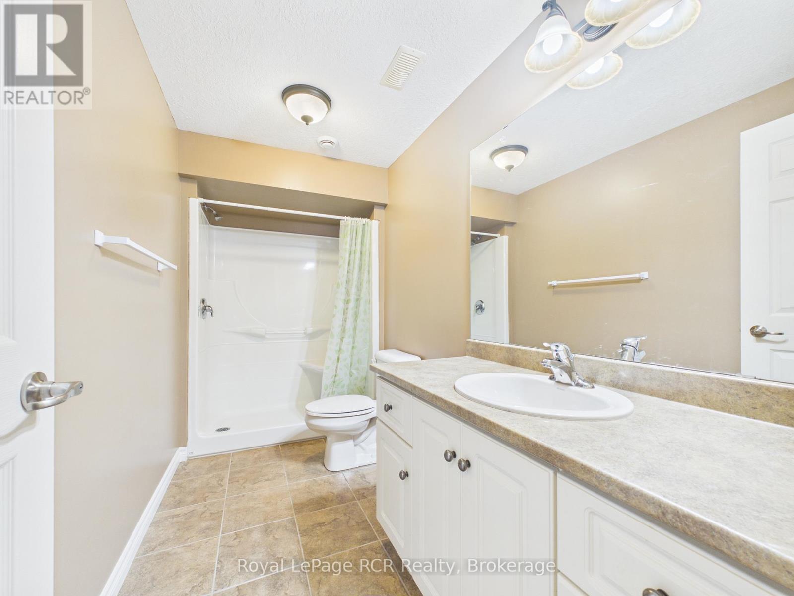 












423 CATHERINE STREET

,
North Huron (Wingham),




Ontario
N0G2W0

