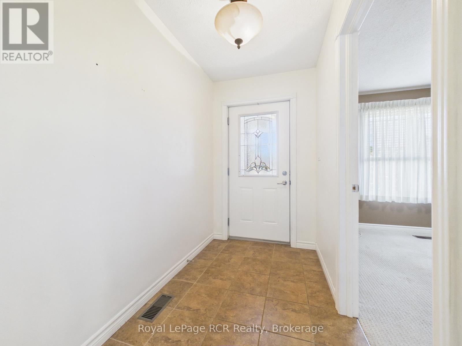 












423 CATHERINE STREET

,
North Huron (Wingham),




Ontario
N0G2W0

