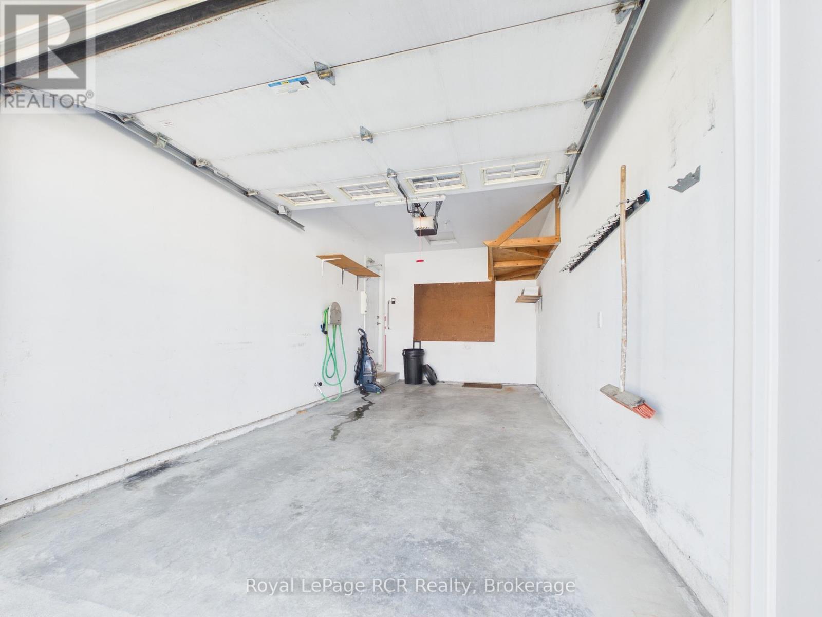 












423 CATHERINE STREET

,
North Huron (Wingham),




Ontario
N0G2W0


