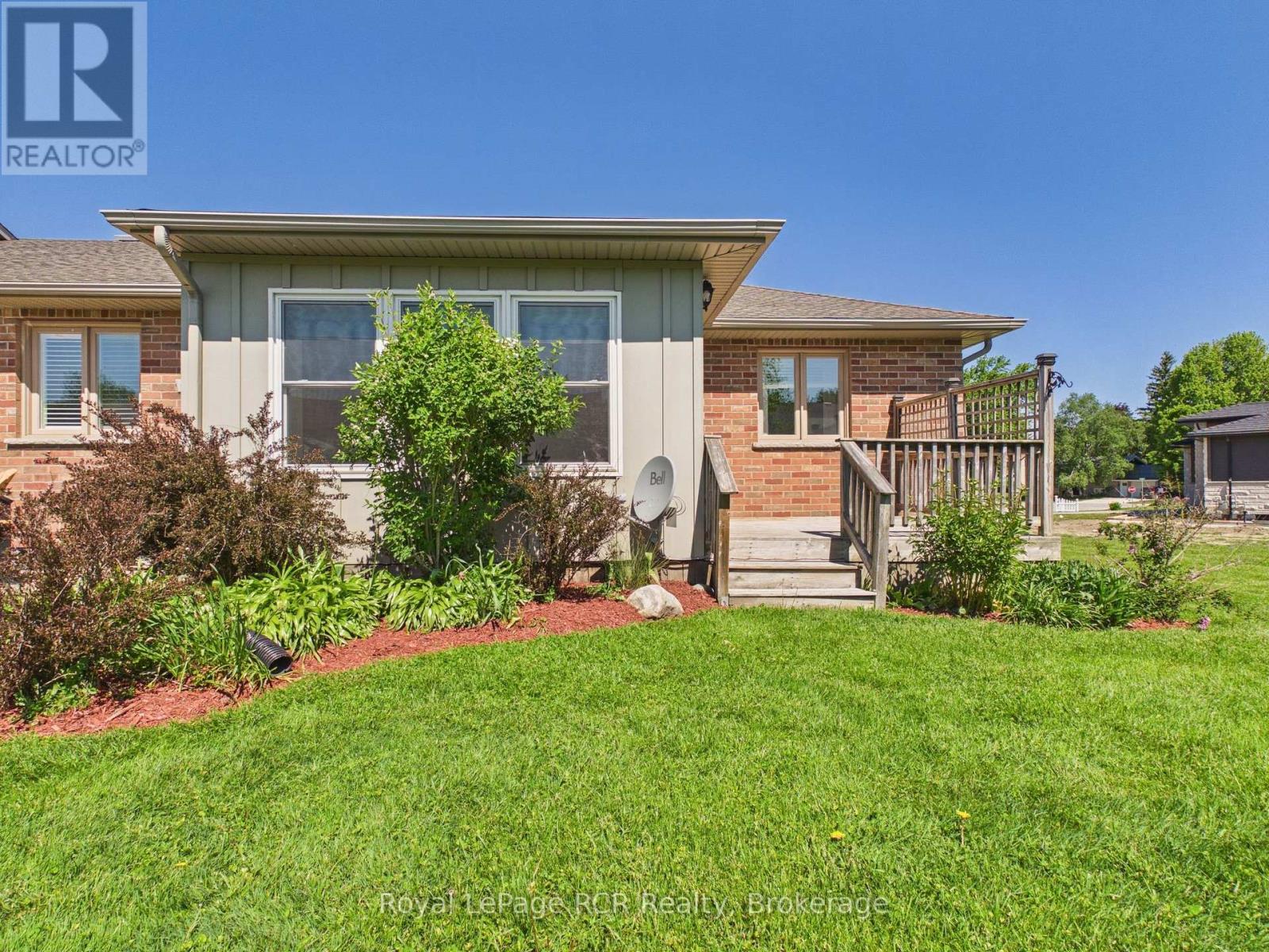 












423 CATHERINE STREET

,
North Huron (Wingham),




Ontario
N0G2W0

