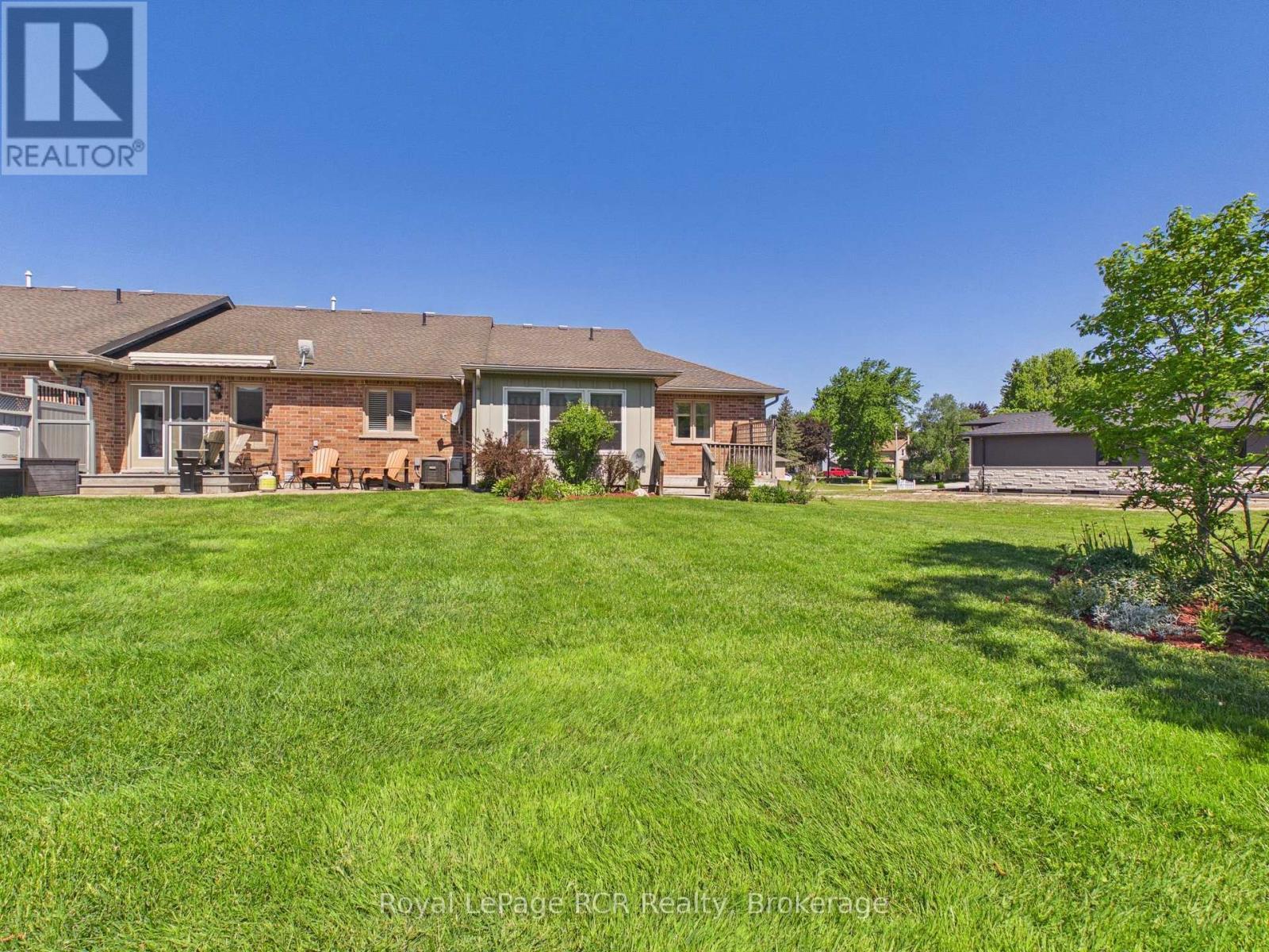 












423 CATHERINE STREET

,
North Huron (Wingham),




Ontario
N0G2W0

