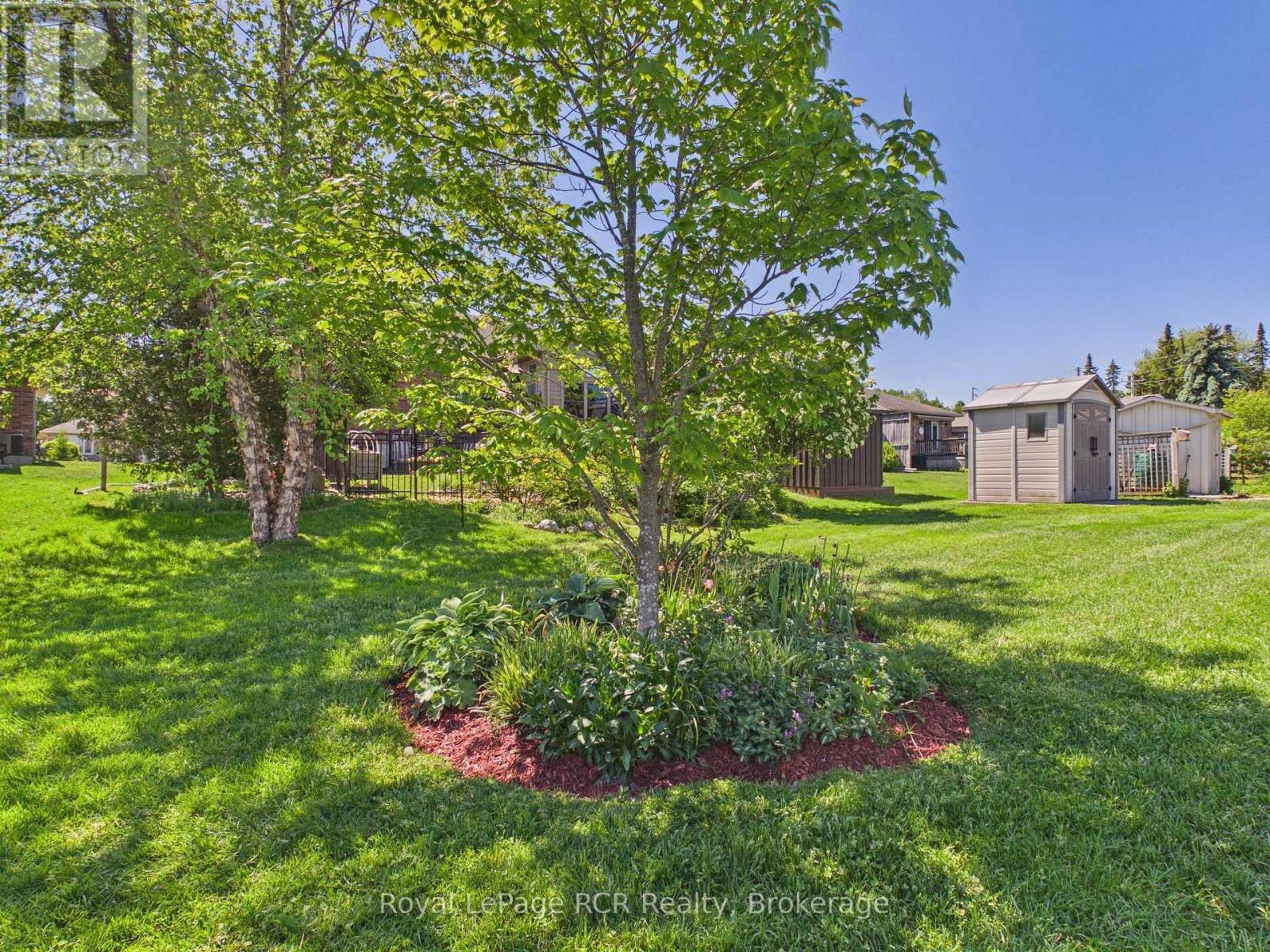 












423 CATHERINE STREET

,
North Huron (Wingham),




Ontario
N0G2W0

