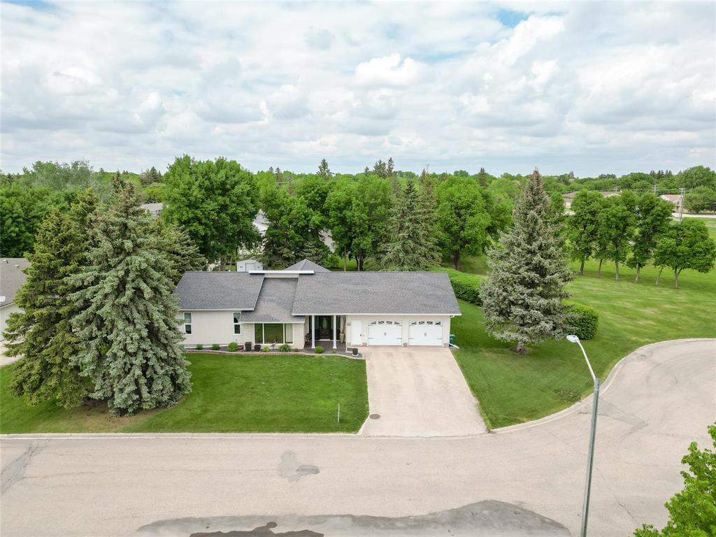 












21 Carriere Avenue

,
St Pierre-Jolys,




Manitoba
R0A1V0

