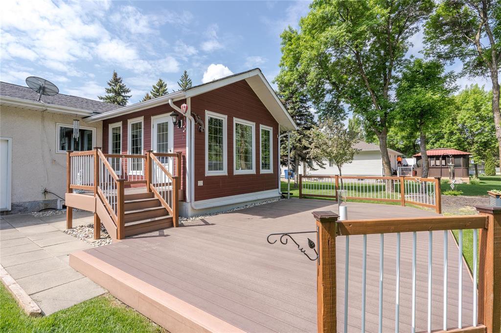












21 Carriere Avenue

,
St Pierre-Jolys,




Manitoba
R0A1V0

