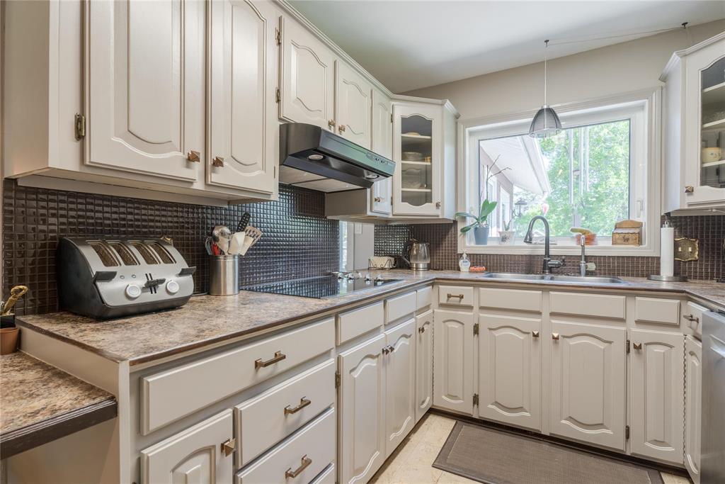 












21 Carriere Avenue

,
St Pierre-Jolys,




Manitoba
R0A1V0

