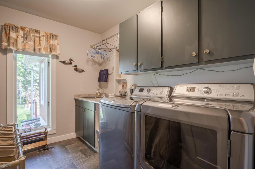 












21 Carriere Avenue

,
St Pierre-Jolys,




Manitoba
R0A1V0

