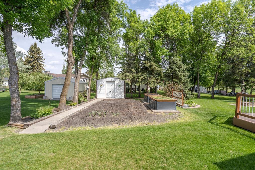 












21 Carriere Avenue

,
St Pierre-Jolys,




Manitoba
R0A1V0

