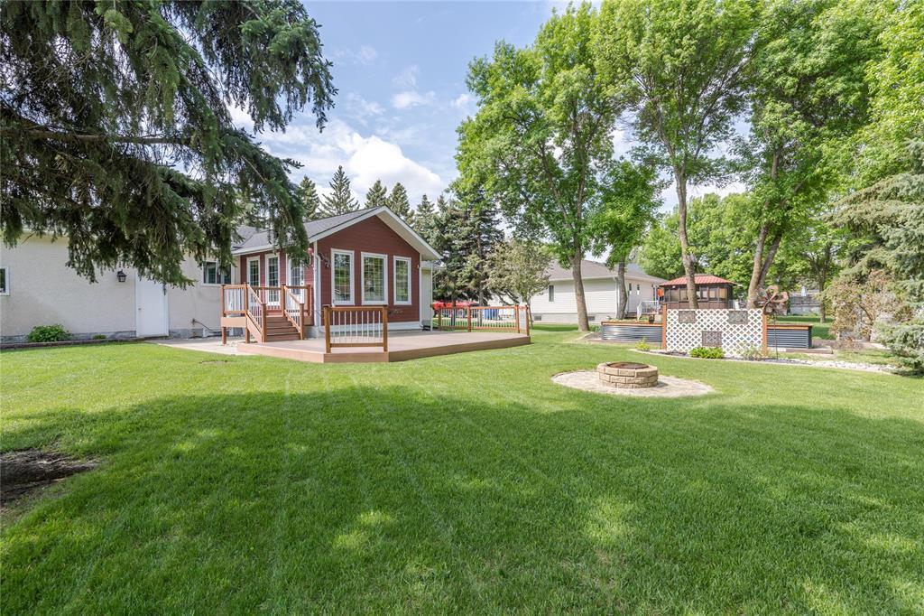 












21 Carriere Avenue

,
St Pierre-Jolys,




Manitoba
R0A1V0

