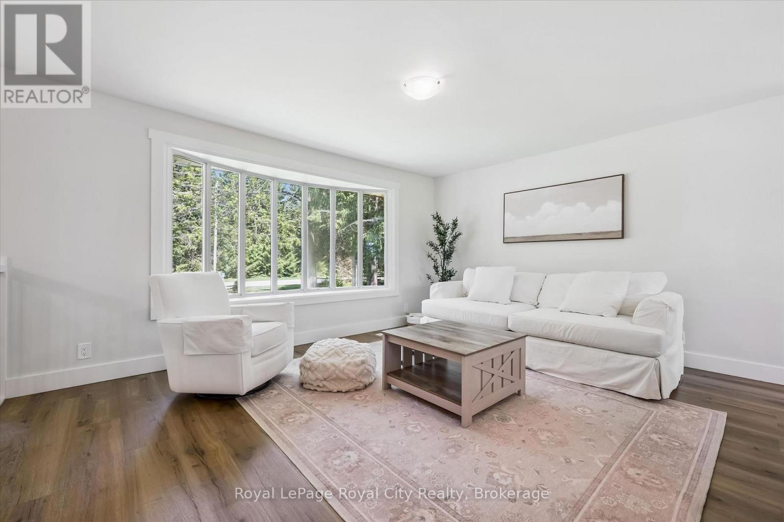 












103 GILKISON STREET

,
Centre Wellington,




Ontario
N0B1S0

