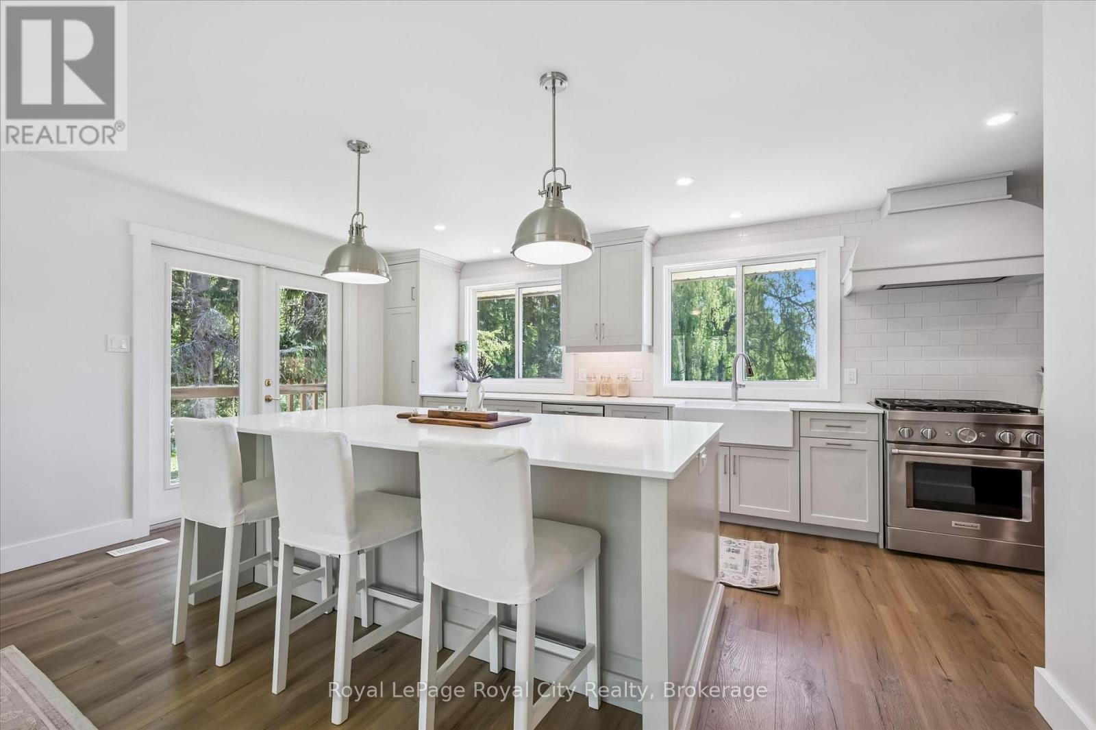 












103 GILKISON STREET

,
Centre Wellington,




Ontario
N0B1S0


