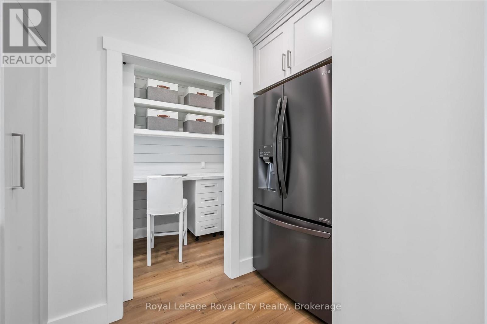 












103 GILKISON STREET

,
Centre Wellington,




Ontario
N0B1S0

