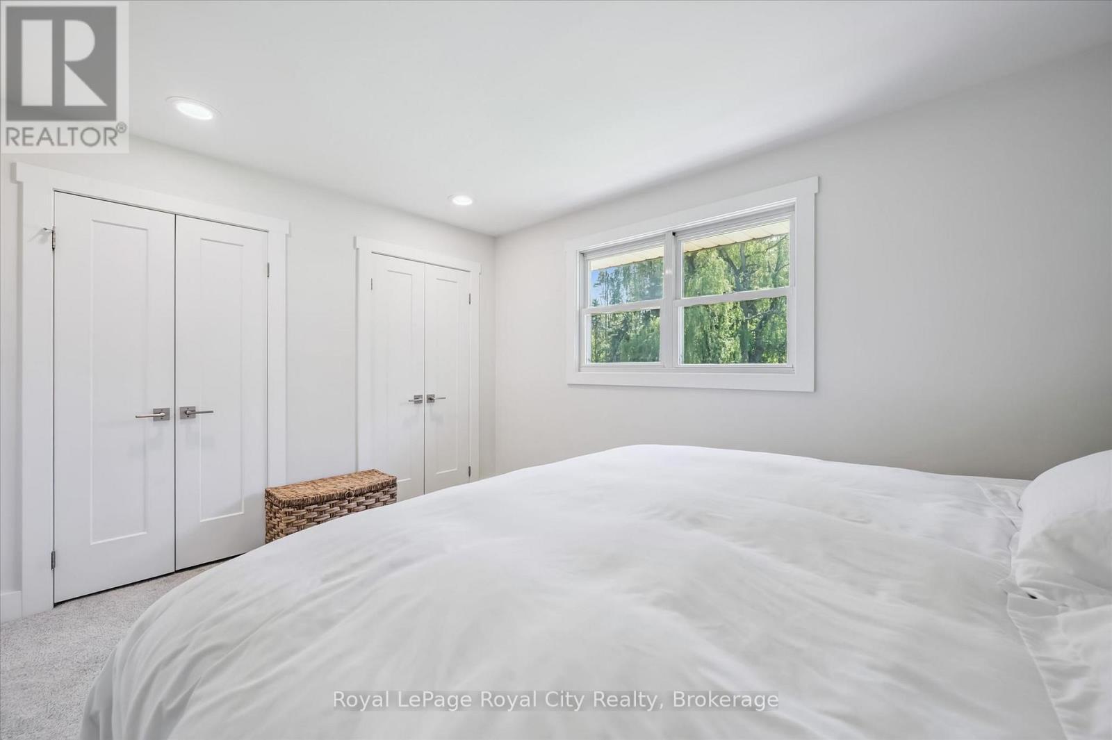 












103 GILKISON STREET

,
Centre Wellington,




Ontario
N0B1S0

