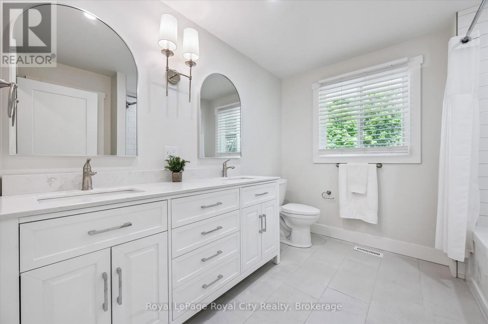 












103 GILKISON STREET

,
Centre Wellington,




Ontario
N0B1S0


