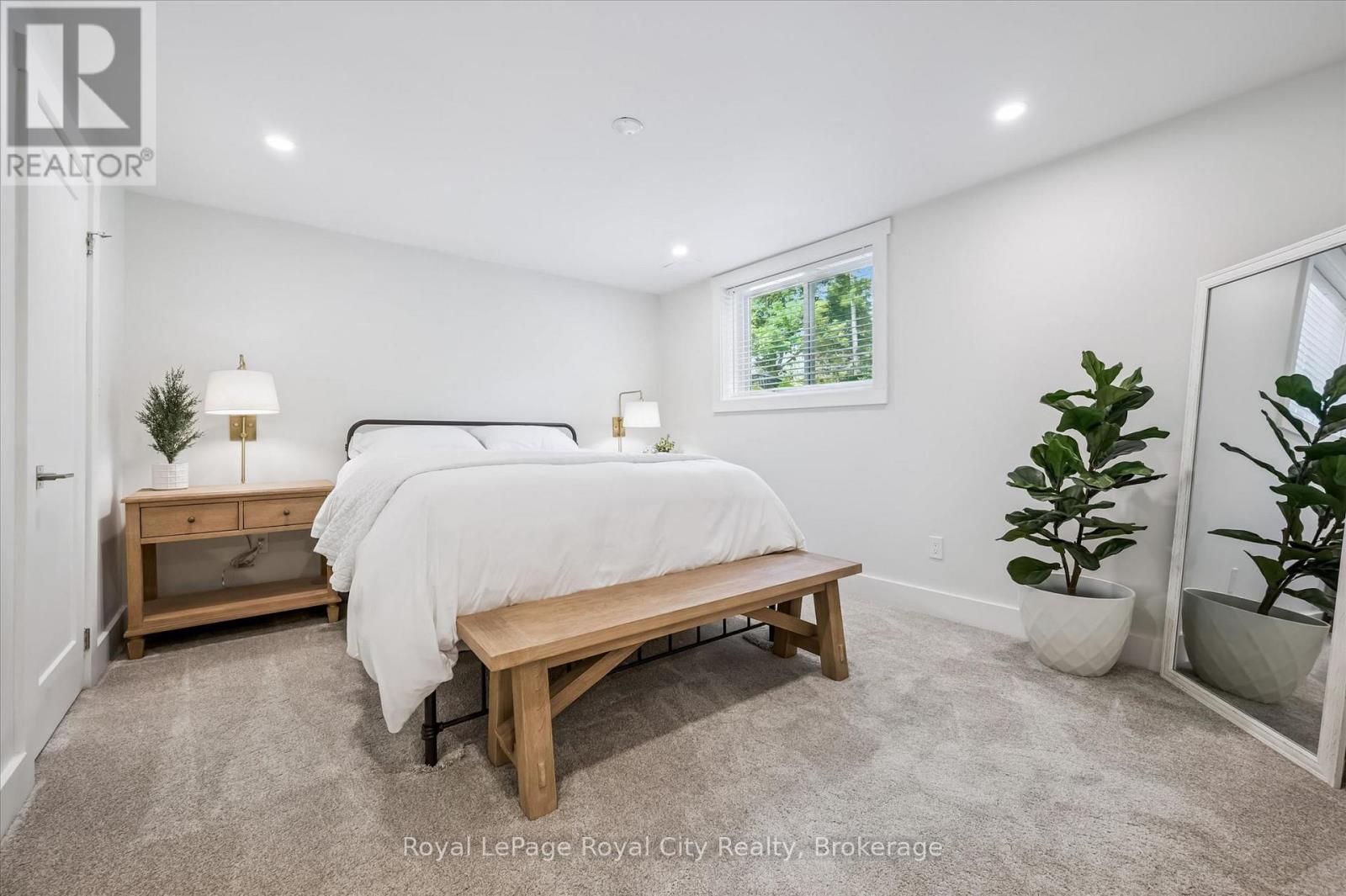 












103 GILKISON STREET

,
Centre Wellington,




Ontario
N0B1S0

