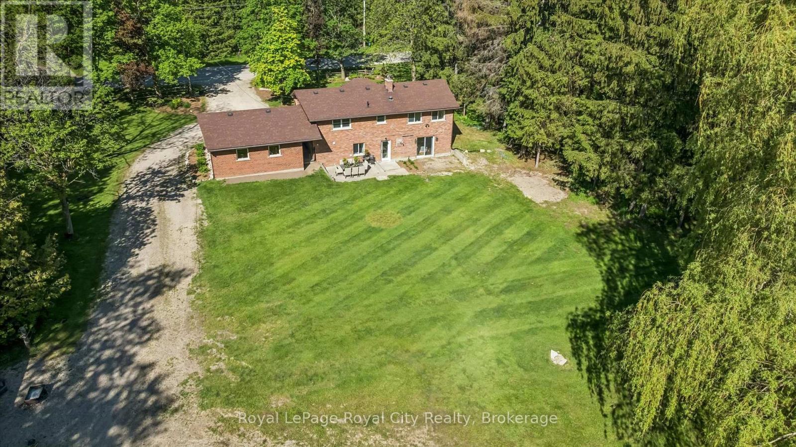












103 GILKISON STREET

,
Centre Wellington,




Ontario
N0B1S0

