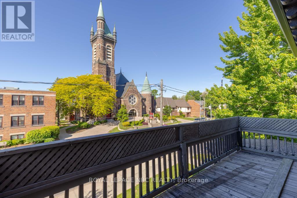 












58 ONTARIO STREET

,
St. Catharines (Downtown),




Ontario
L2R5J4

