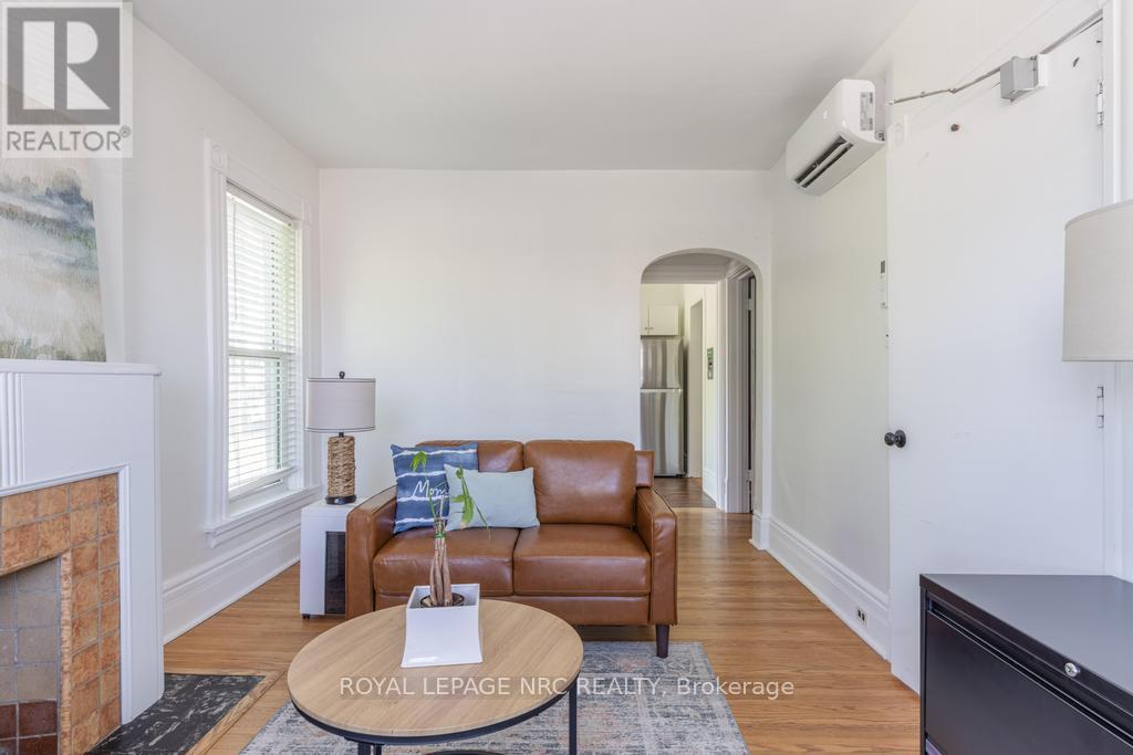 












58 ONTARIO STREET

,
St. Catharines (Downtown),




Ontario
L2R5J4

