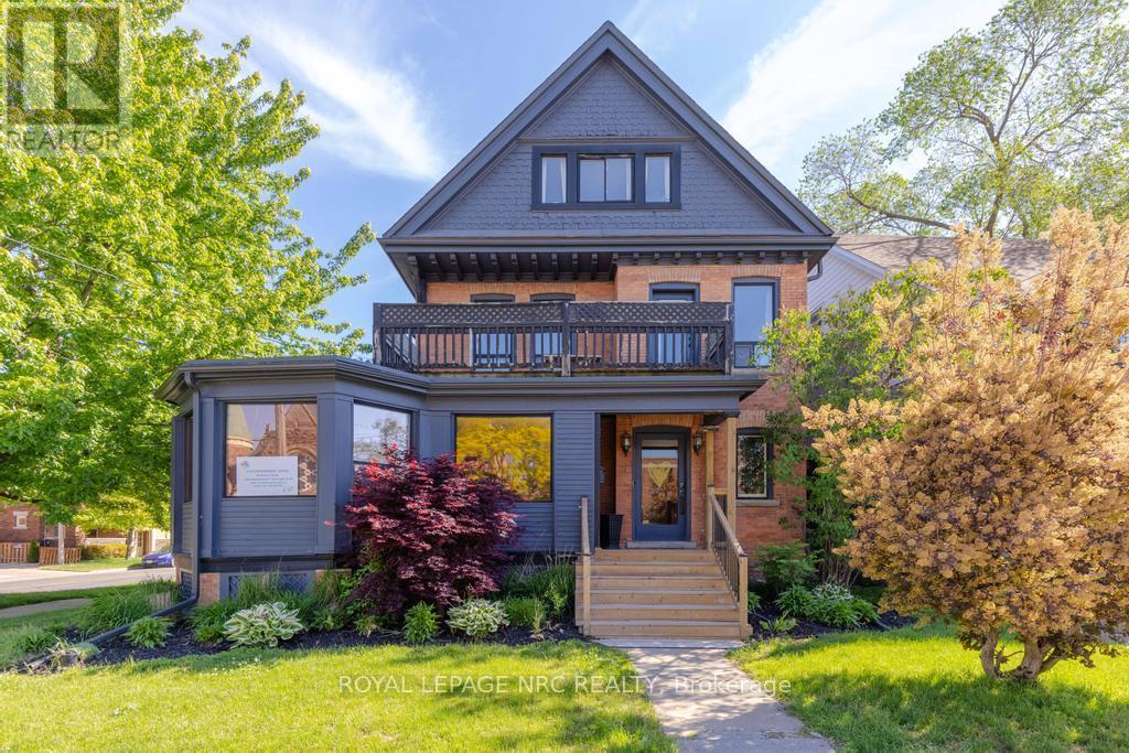 












58 ONTARIO STREET

,
St. Catharines (Downtown),




Ontario
L2R5J4

