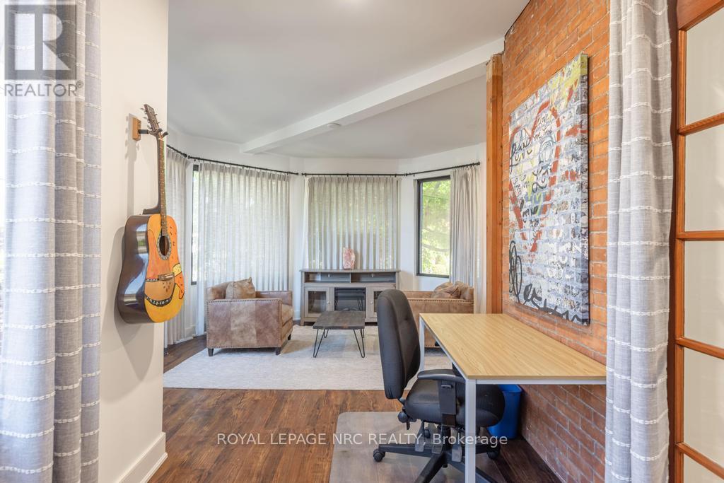 












58 ONTARIO STREET

,
St. Catharines (Downtown),




Ontario
L2R5J4

