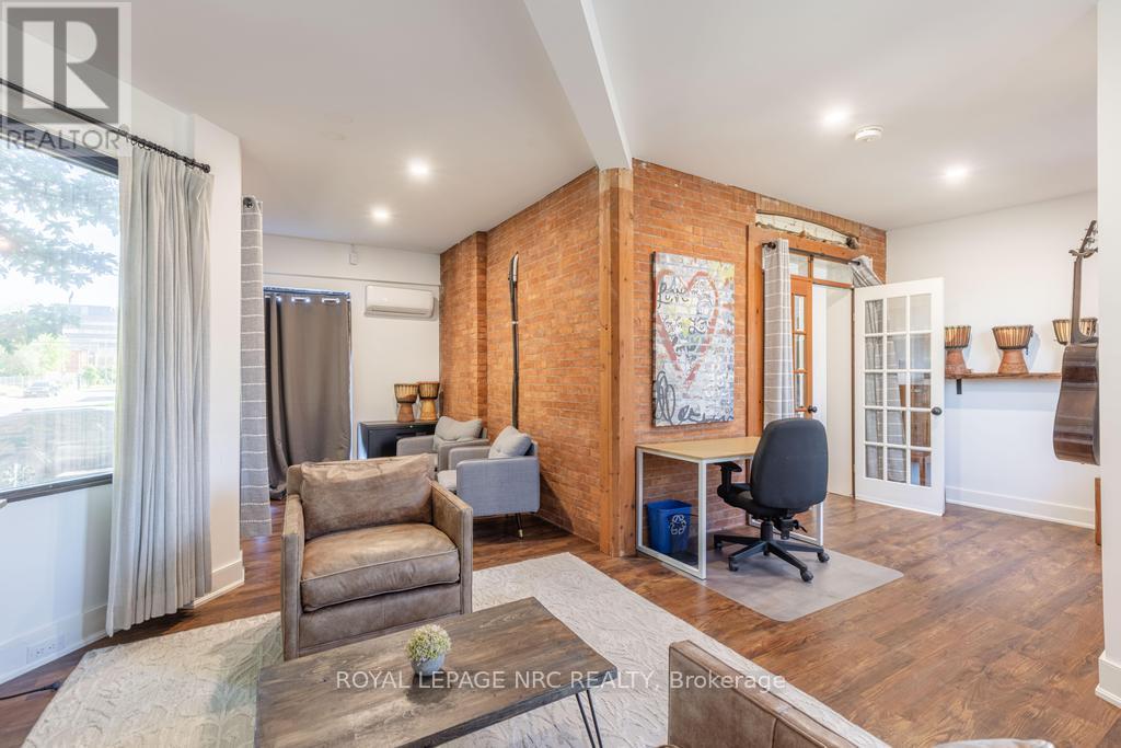 












58 ONTARIO STREET

,
St. Catharines (Downtown),




Ontario
L2R5J4

