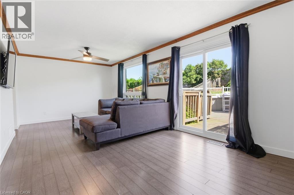 












54 MERRITT Crescent

,
Grimsby,




Ontario
L3M5B7

