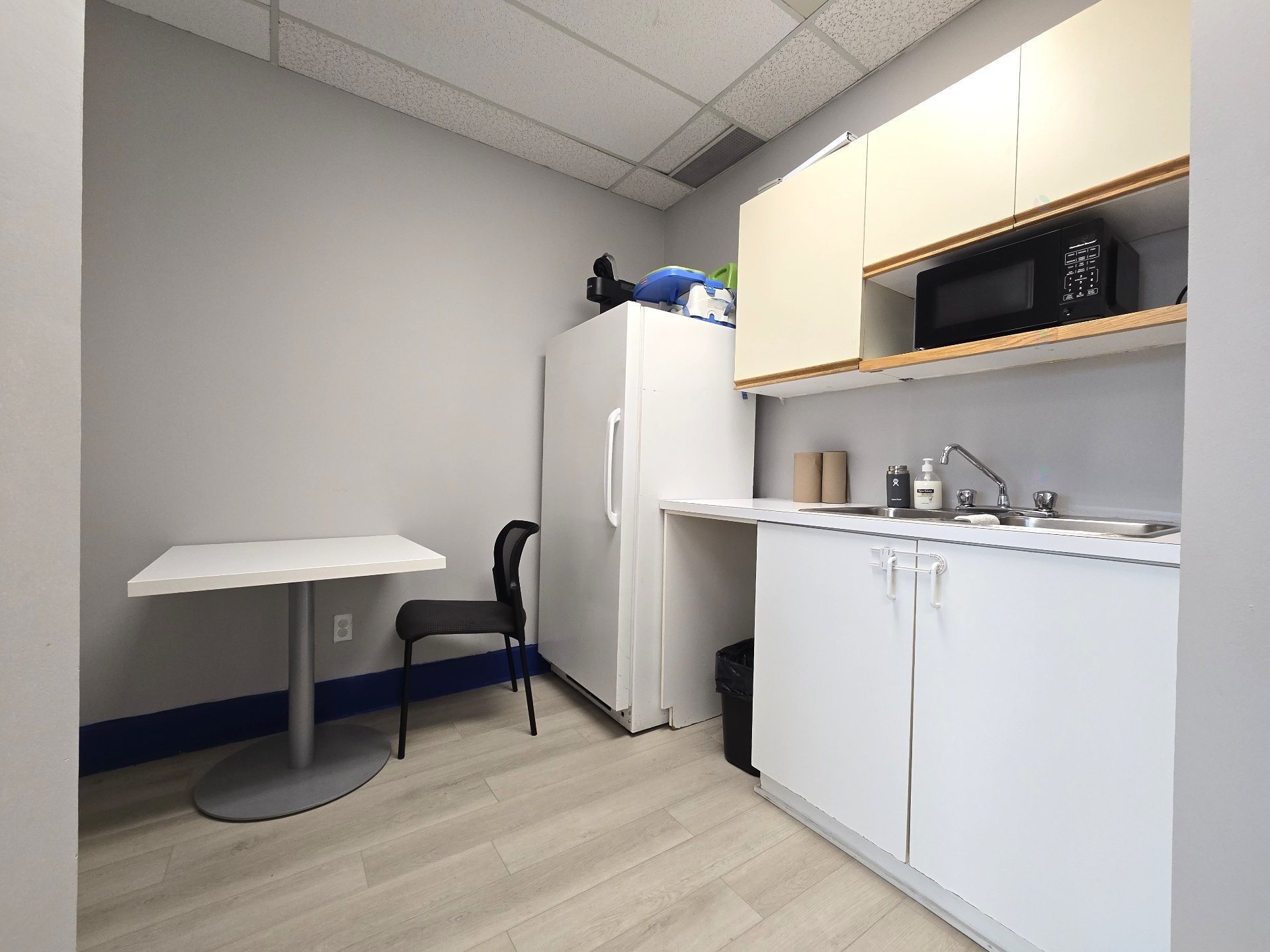 









4650


Boul. des Laurentides

, 205,
Laval (Vimont),




QC
H7K2J4

