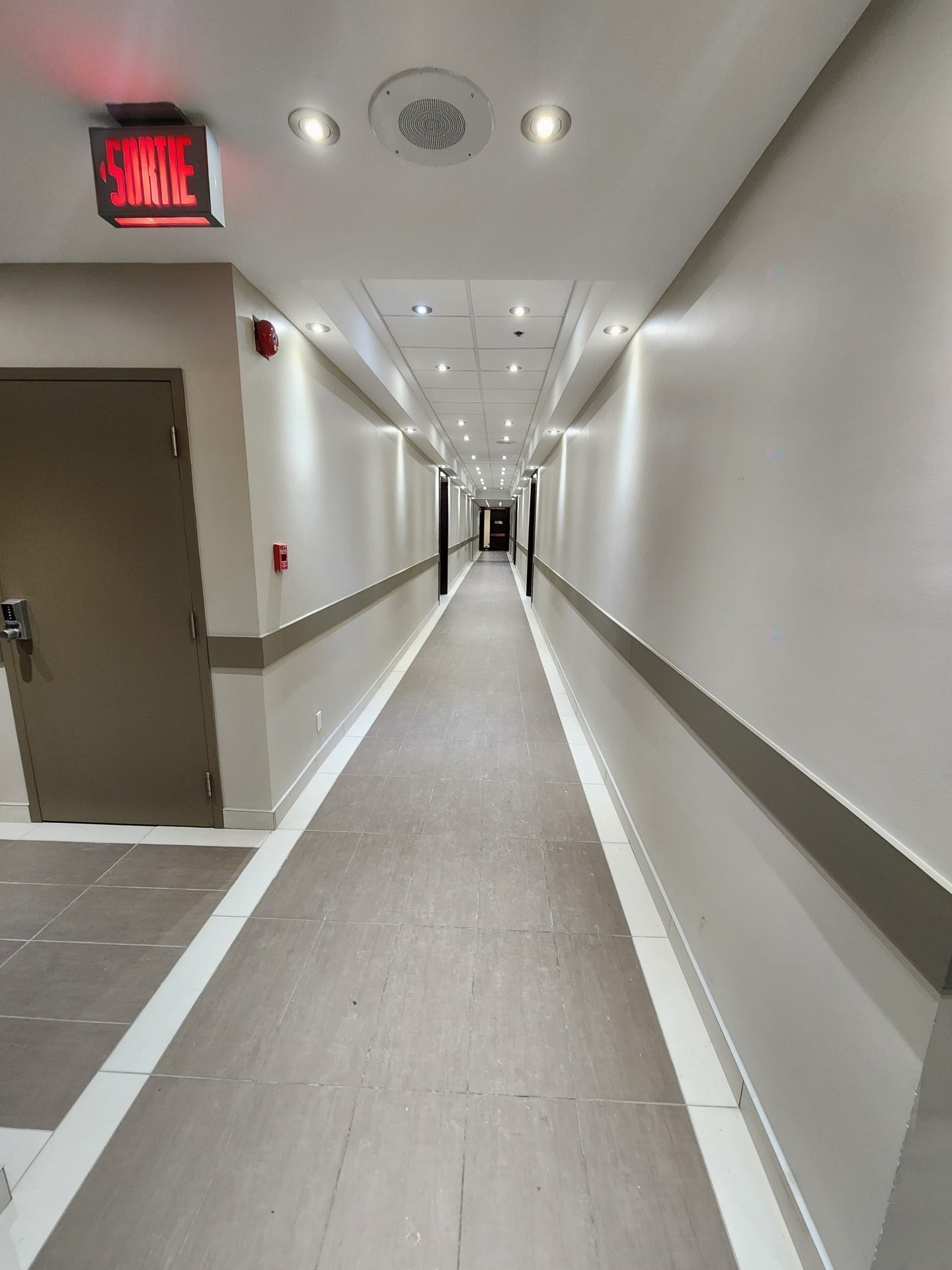 









4650


Boul. des Laurentides

, 205,
Laval (Vimont),




QC
H7K2J4

