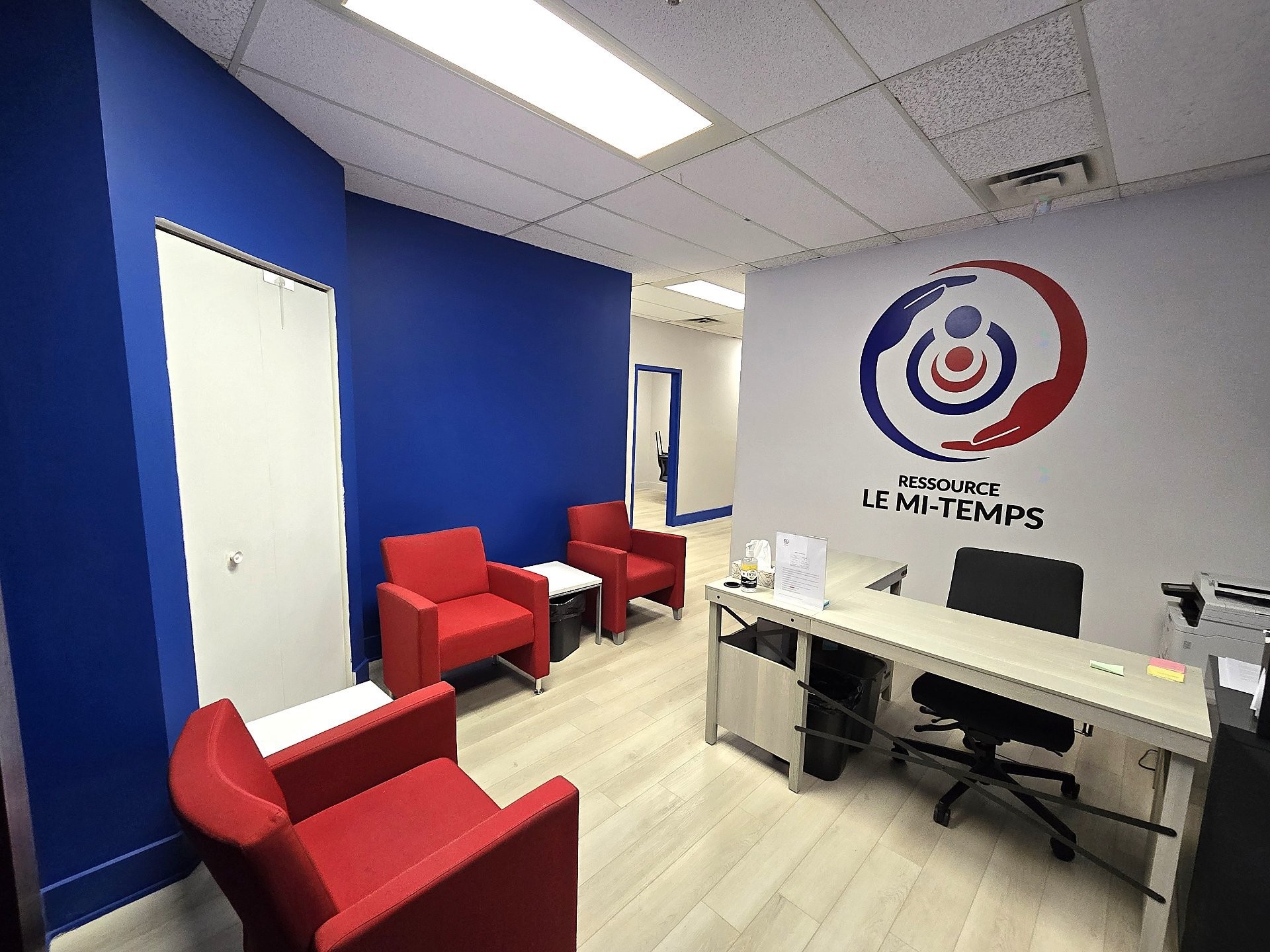









4650


Boul. des Laurentides

, 205,
Laval (Vimont),




QC
H7K2J4

