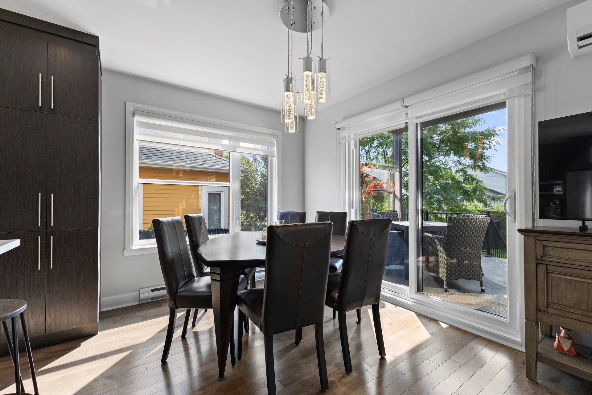 









1185Z


Rue Principale

, 1,
Saint-Zotique,




QC
J0P1Z0

