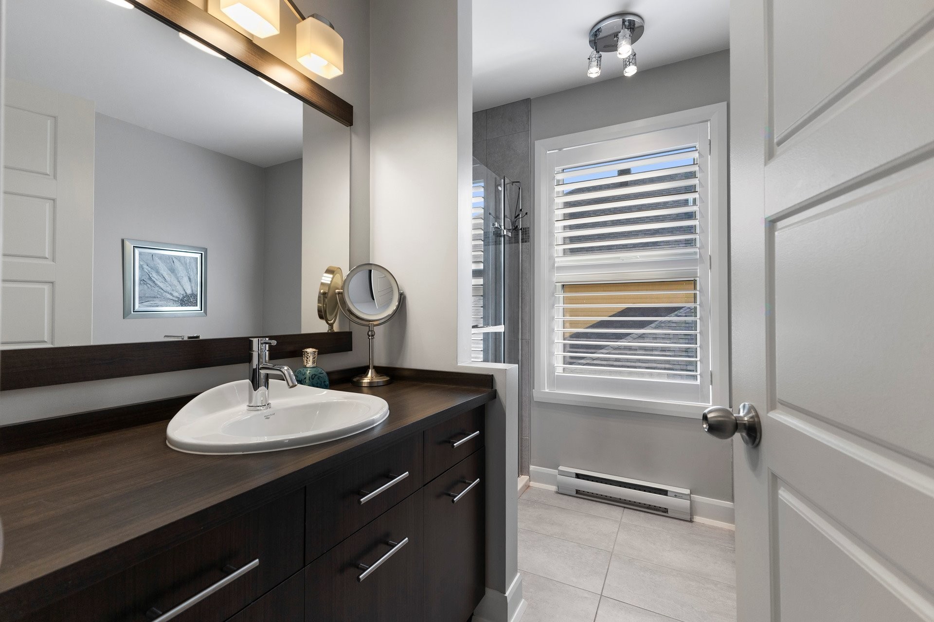 









1185Z


Rue Principale

, 1,
Saint-Zotique,




QC
J0P1Z0

