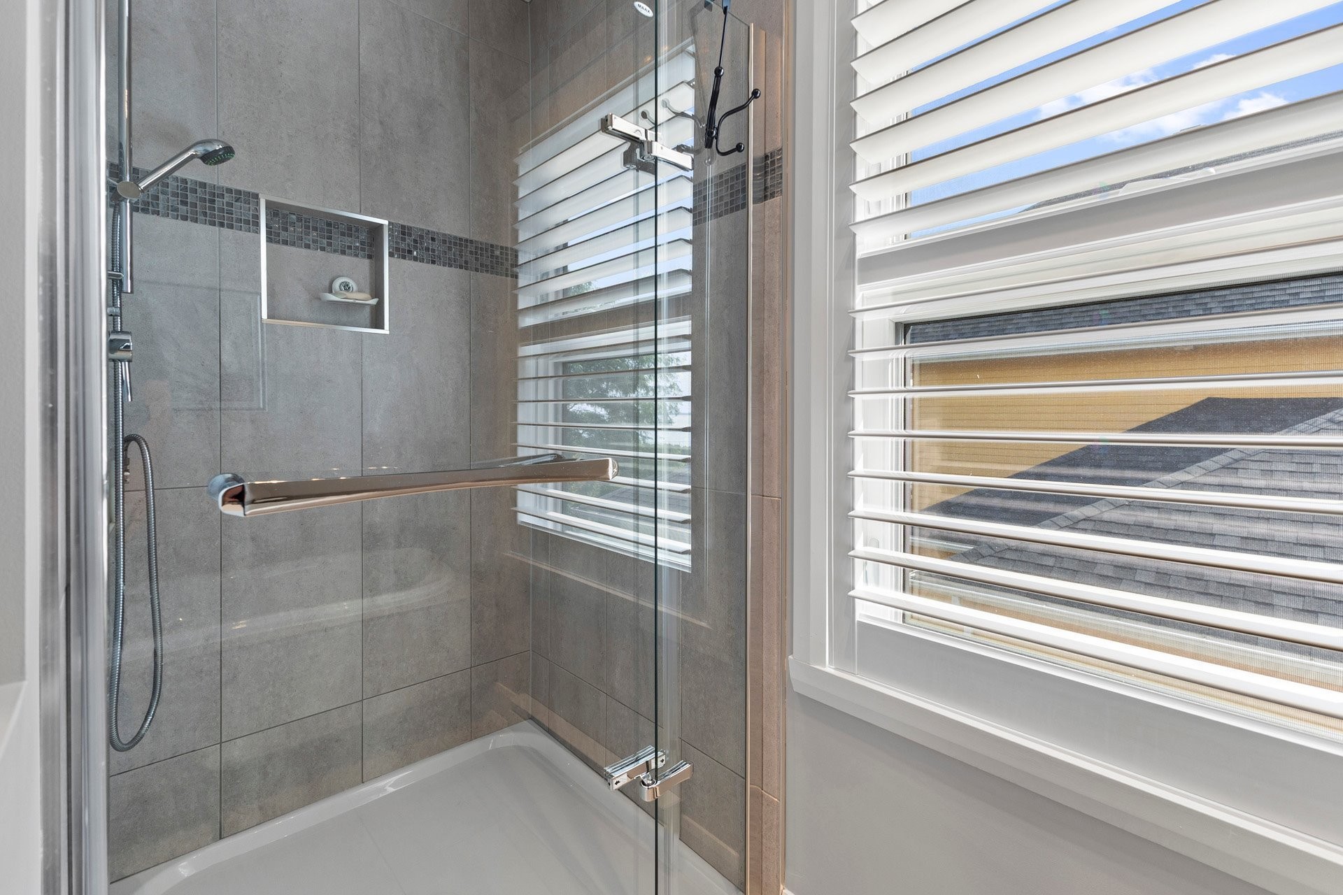 









1185Z


Rue Principale

, 1,
Saint-Zotique,




QC
J0P1Z0

