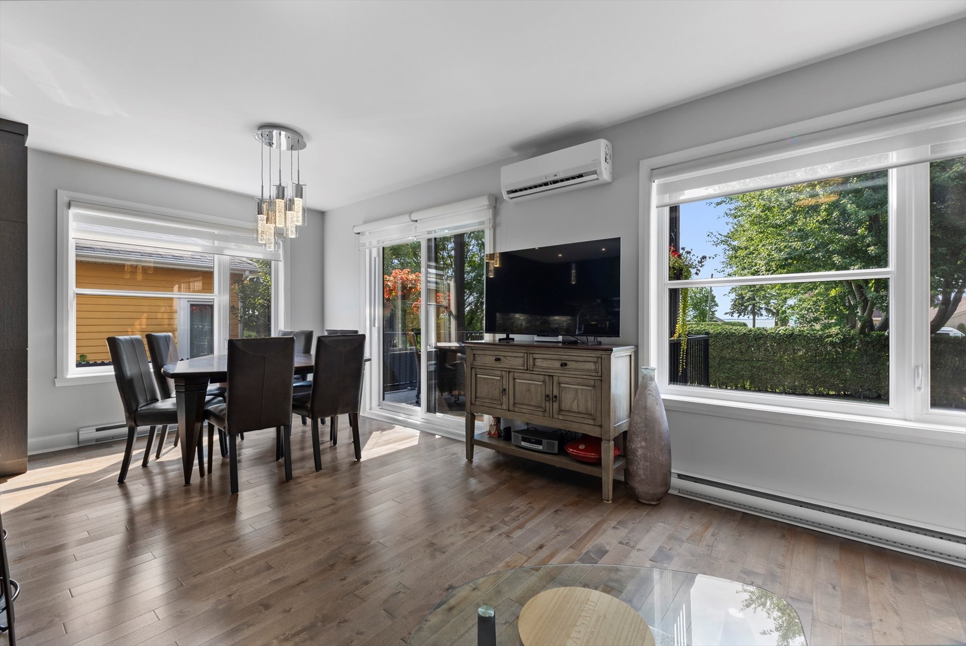 









1185Z


Rue Principale

, 1,
Saint-Zotique,




QC
J0P1Z0

