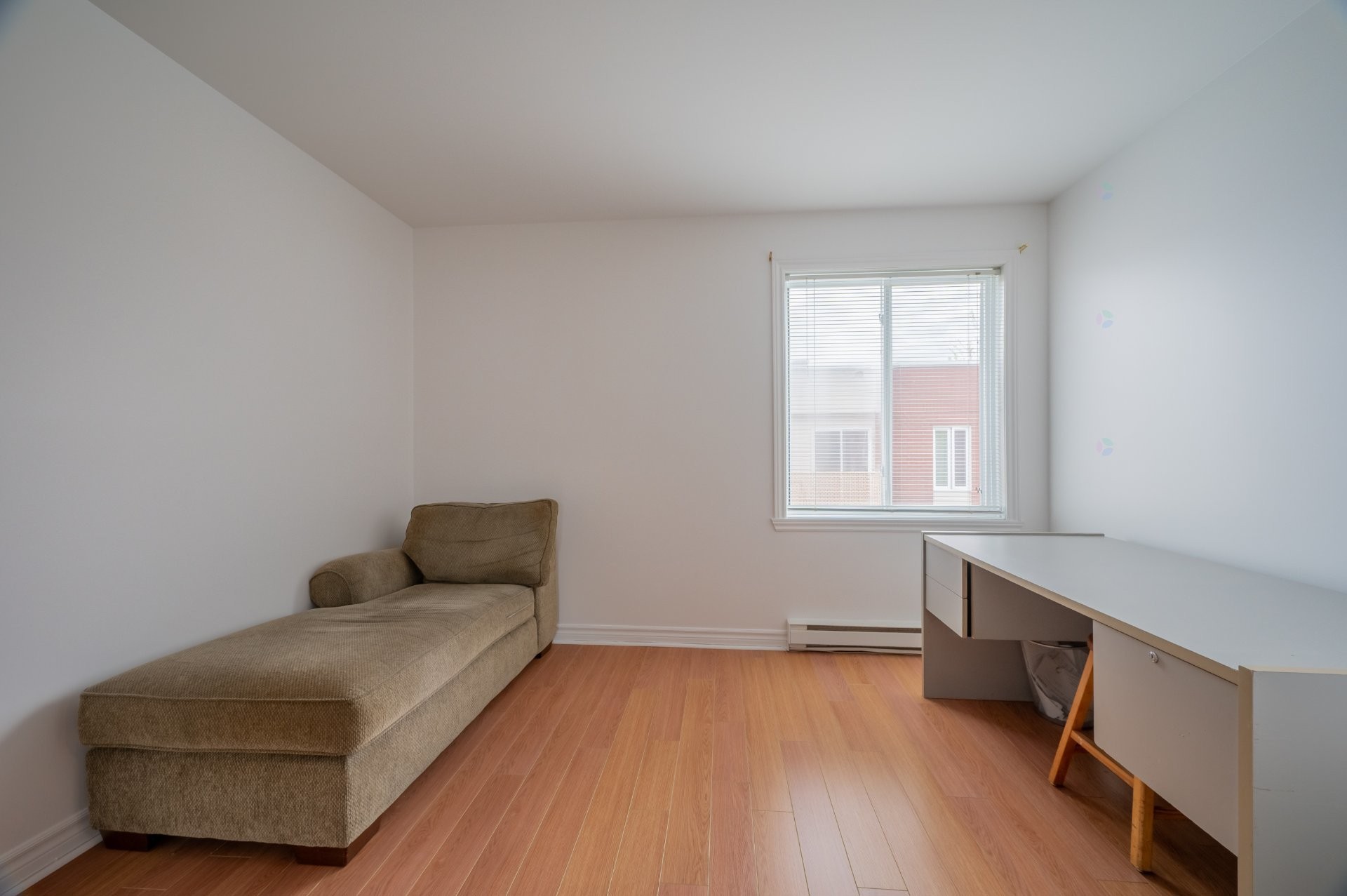 









5377


Boul. Milan

, E,
Brossard,




QC
J4Z2A7


